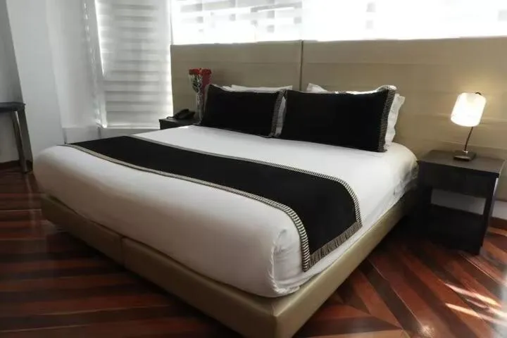 Bed in Hotel Airport Travel