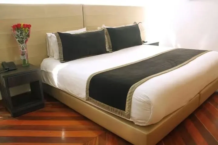 Bed in Hotel Airport Travel