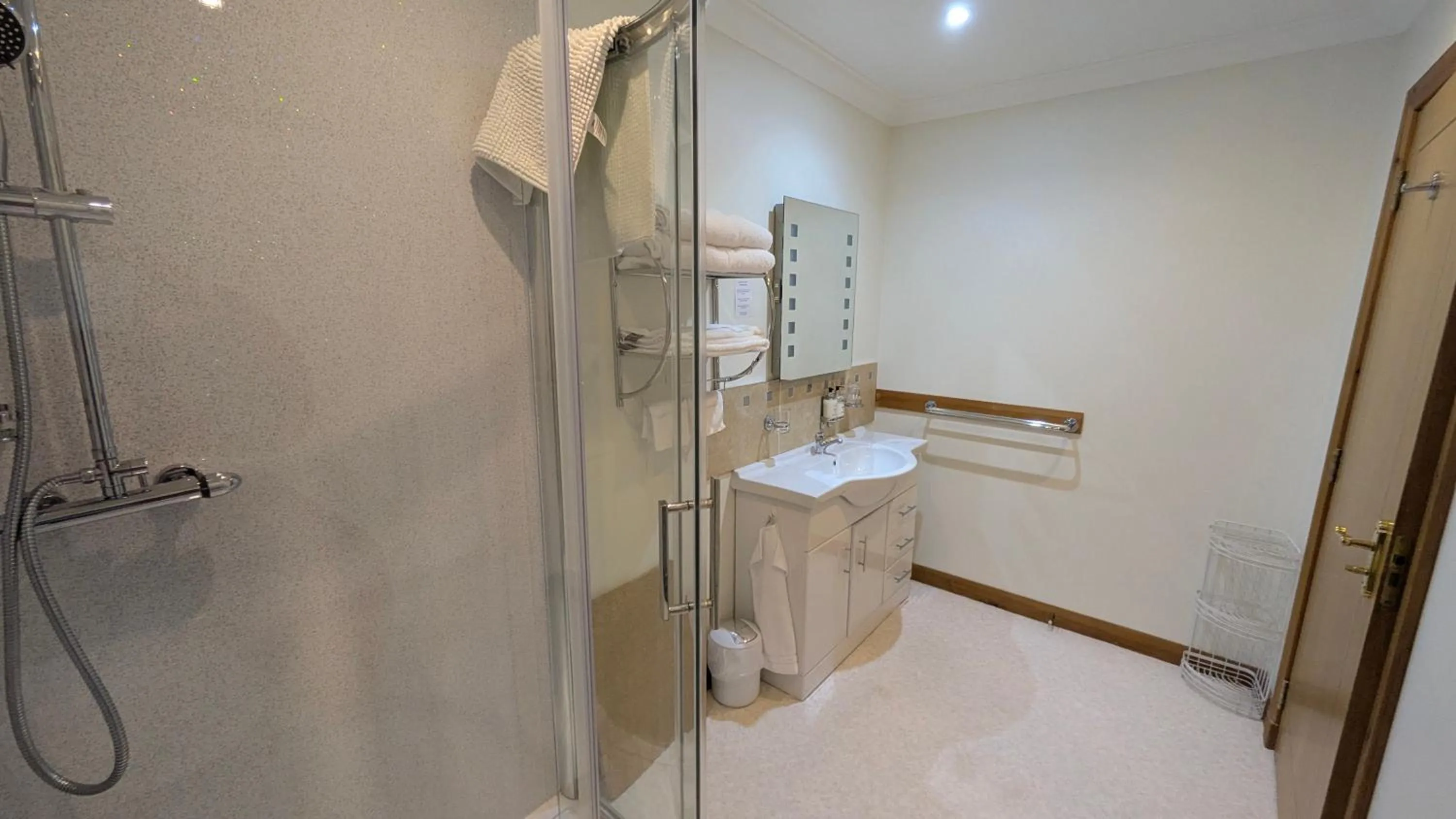 Bathroom in Scorrybreac B&B