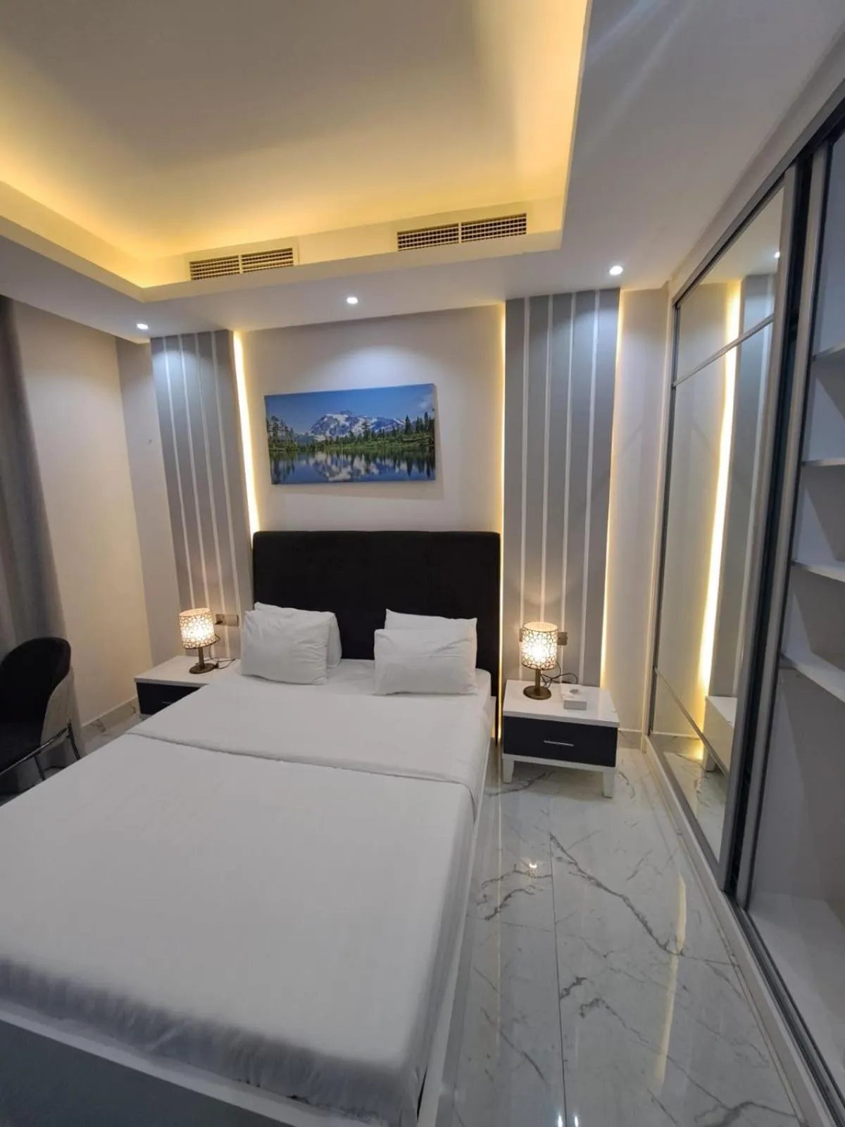 VIP, Bed in Al Safwa One