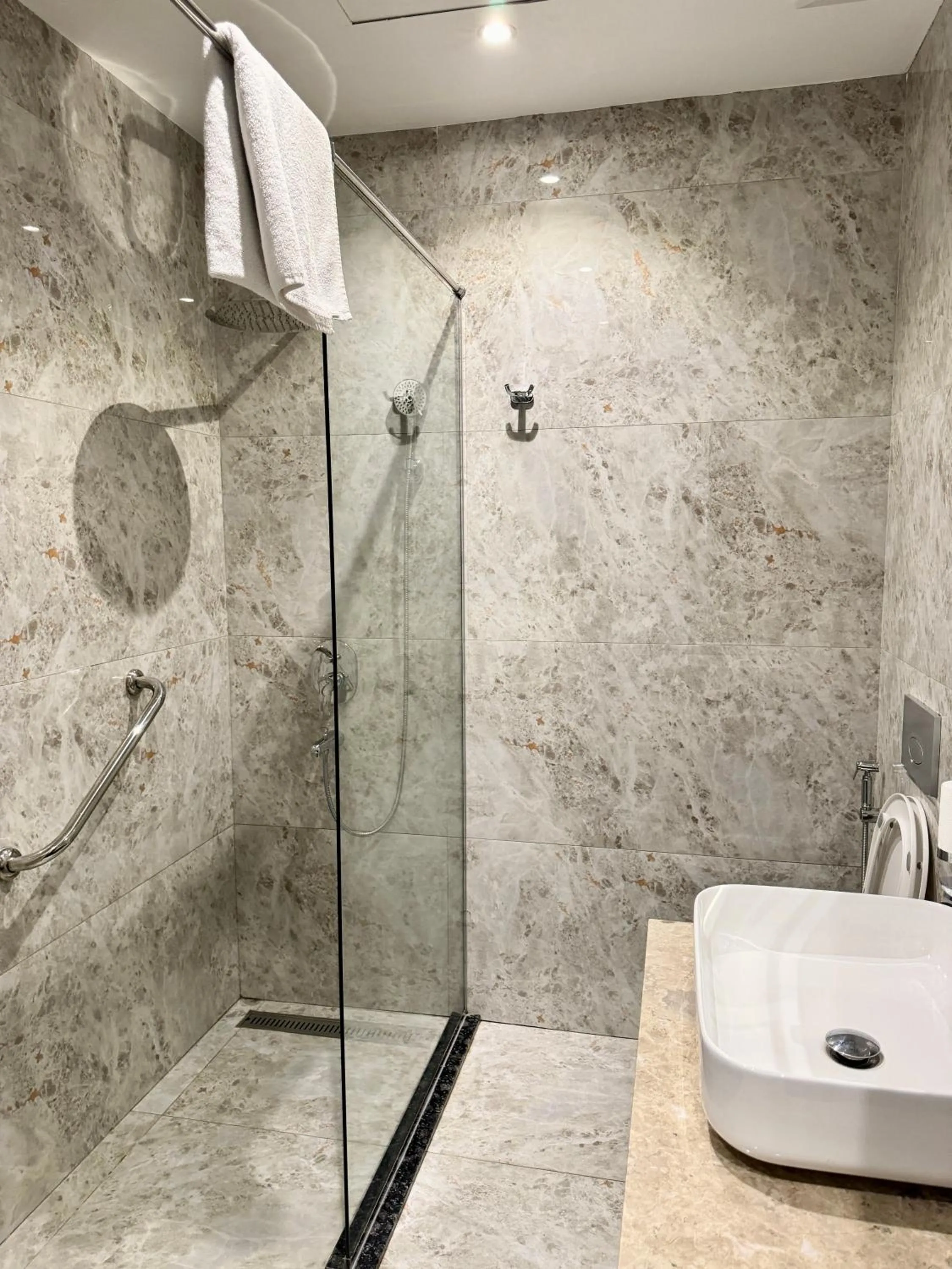 Bathroom in Al Safwa One