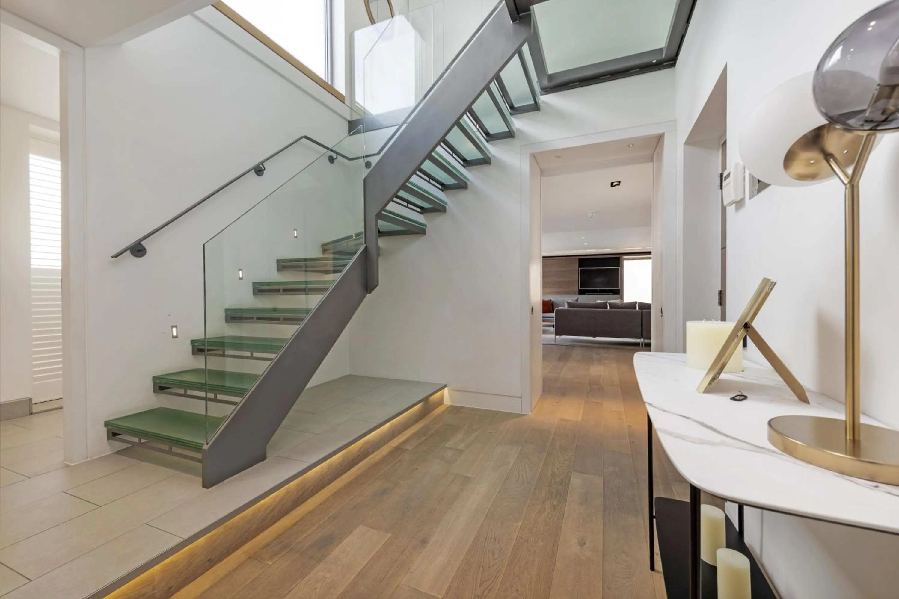 Photo of the whole room in Stayo Apartments Southbank