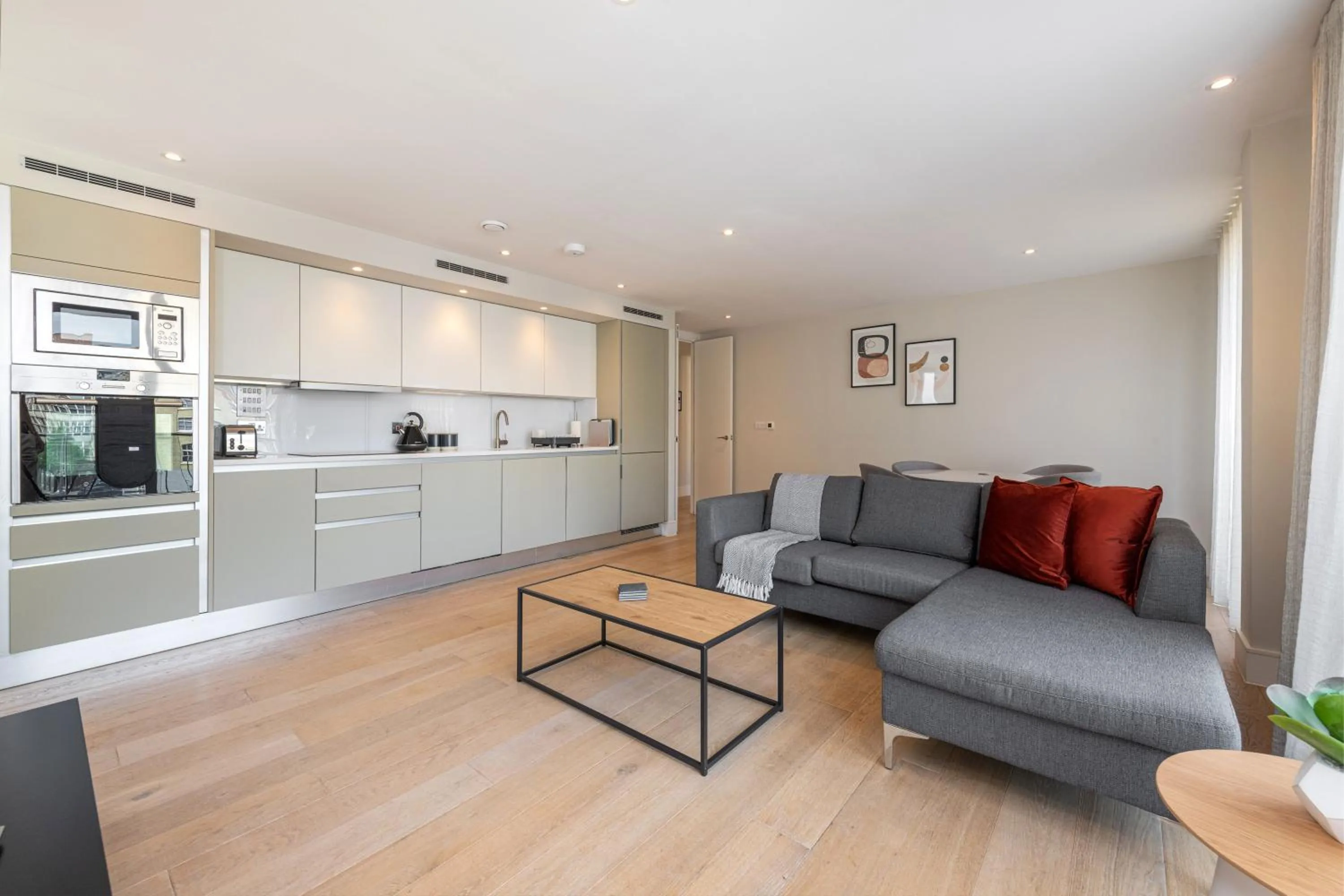 Living room in Stayo Apartments Southbank