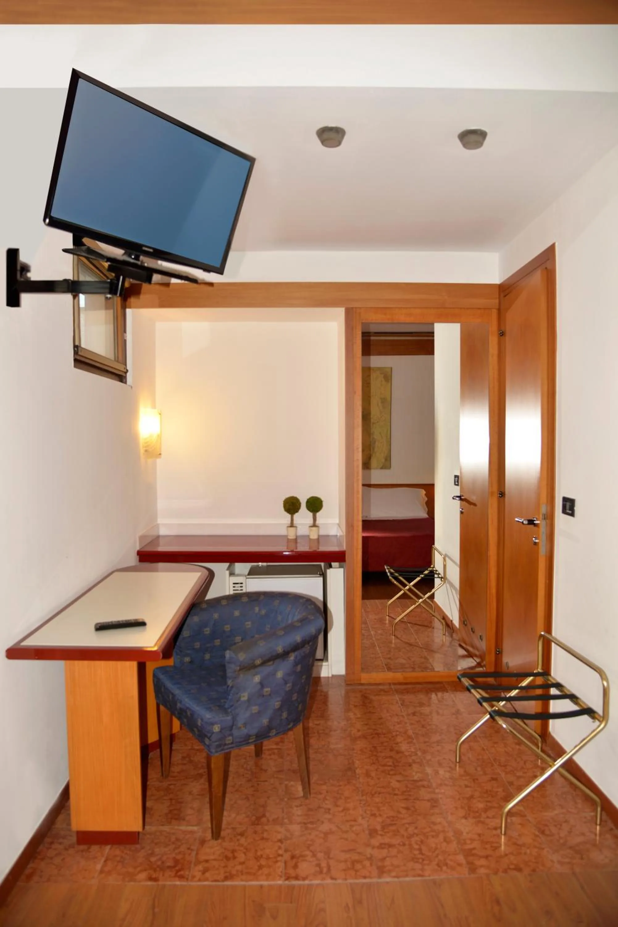 TV and multimedia, Bed in Hotel Giotto