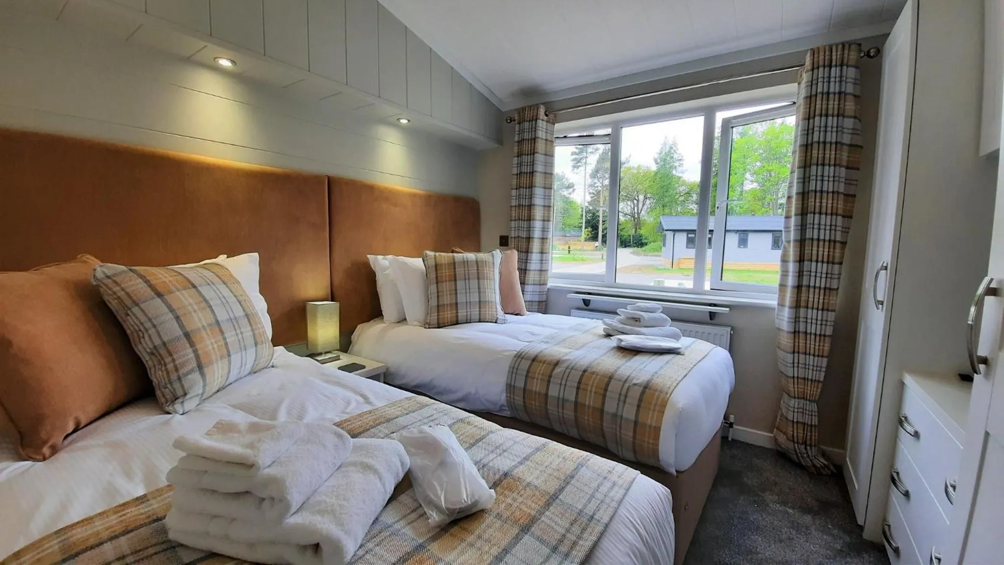 Other, Bed in Hollicarrs - Lilypad Lodge