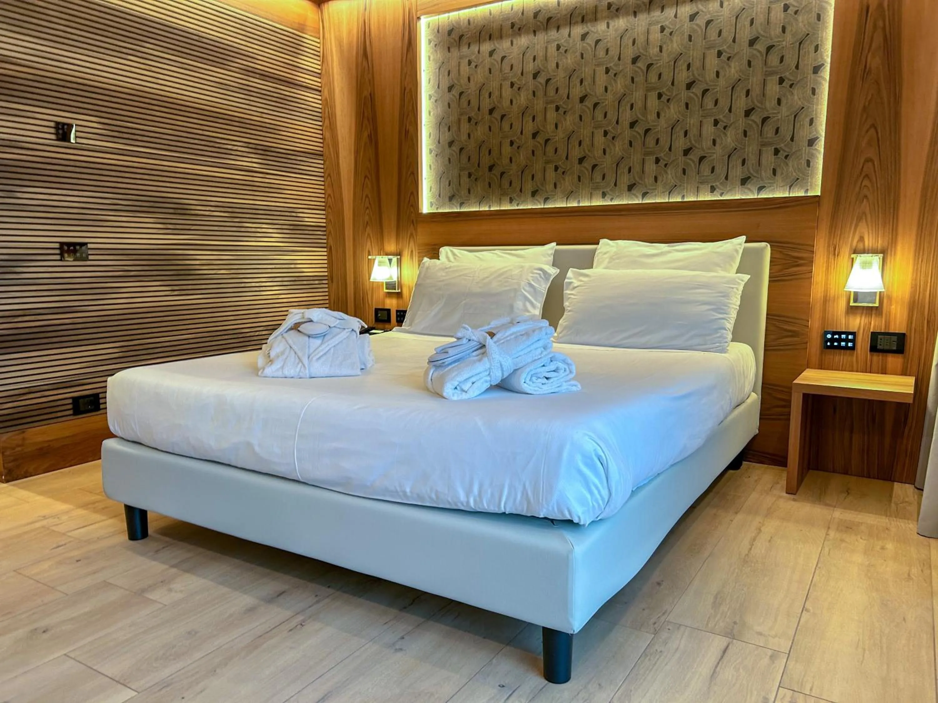 Bed in Alevic Hotel Sirmione