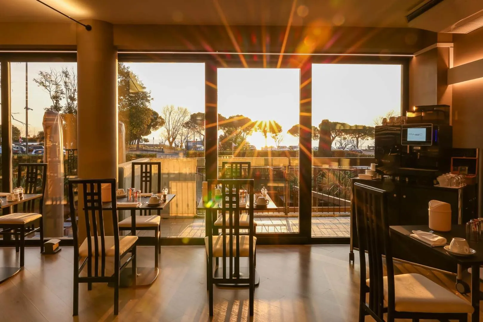 Breakfast in Alevic Hotel Sirmione