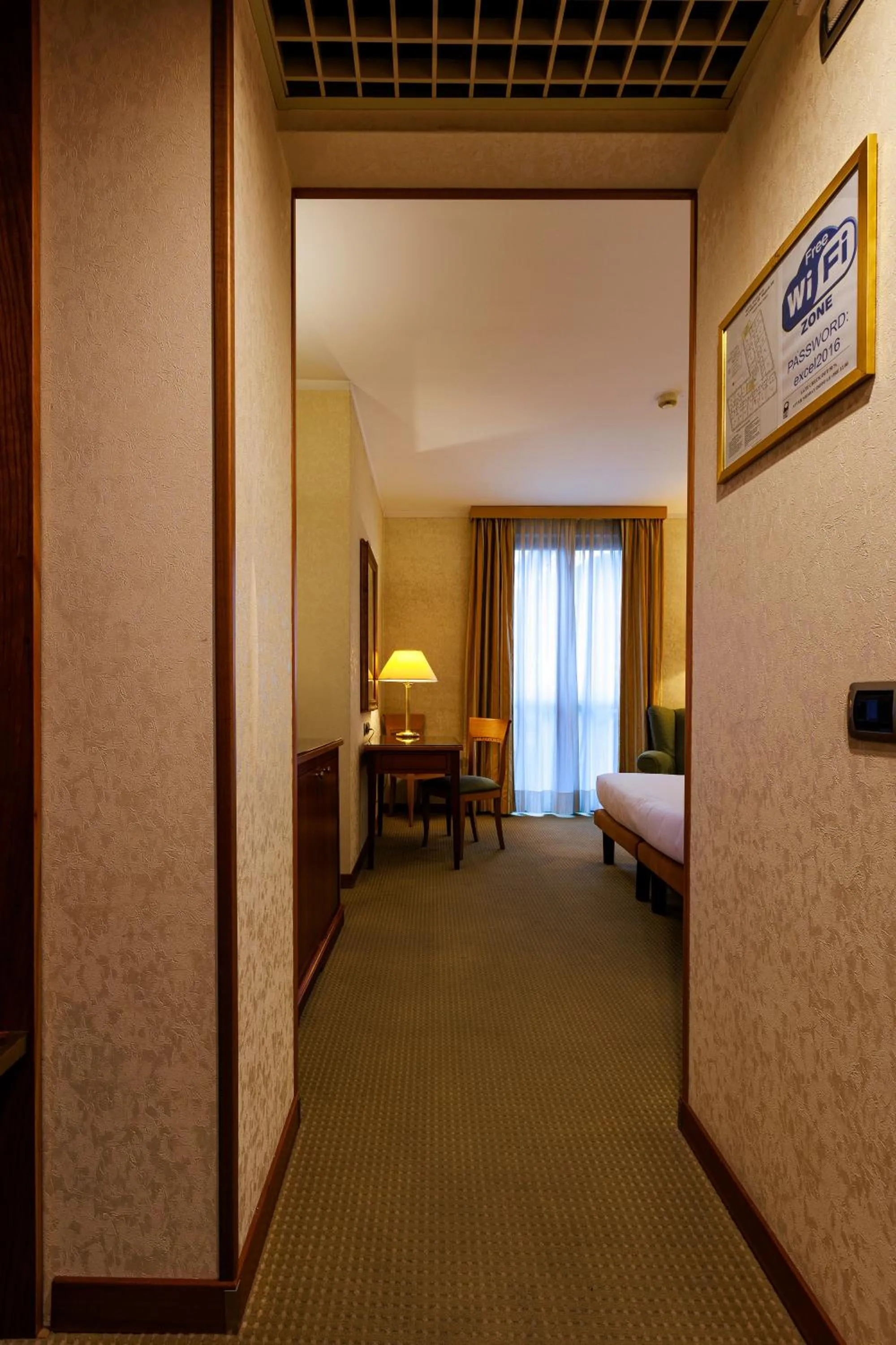 Bed in Hotel Excelsior Magenta