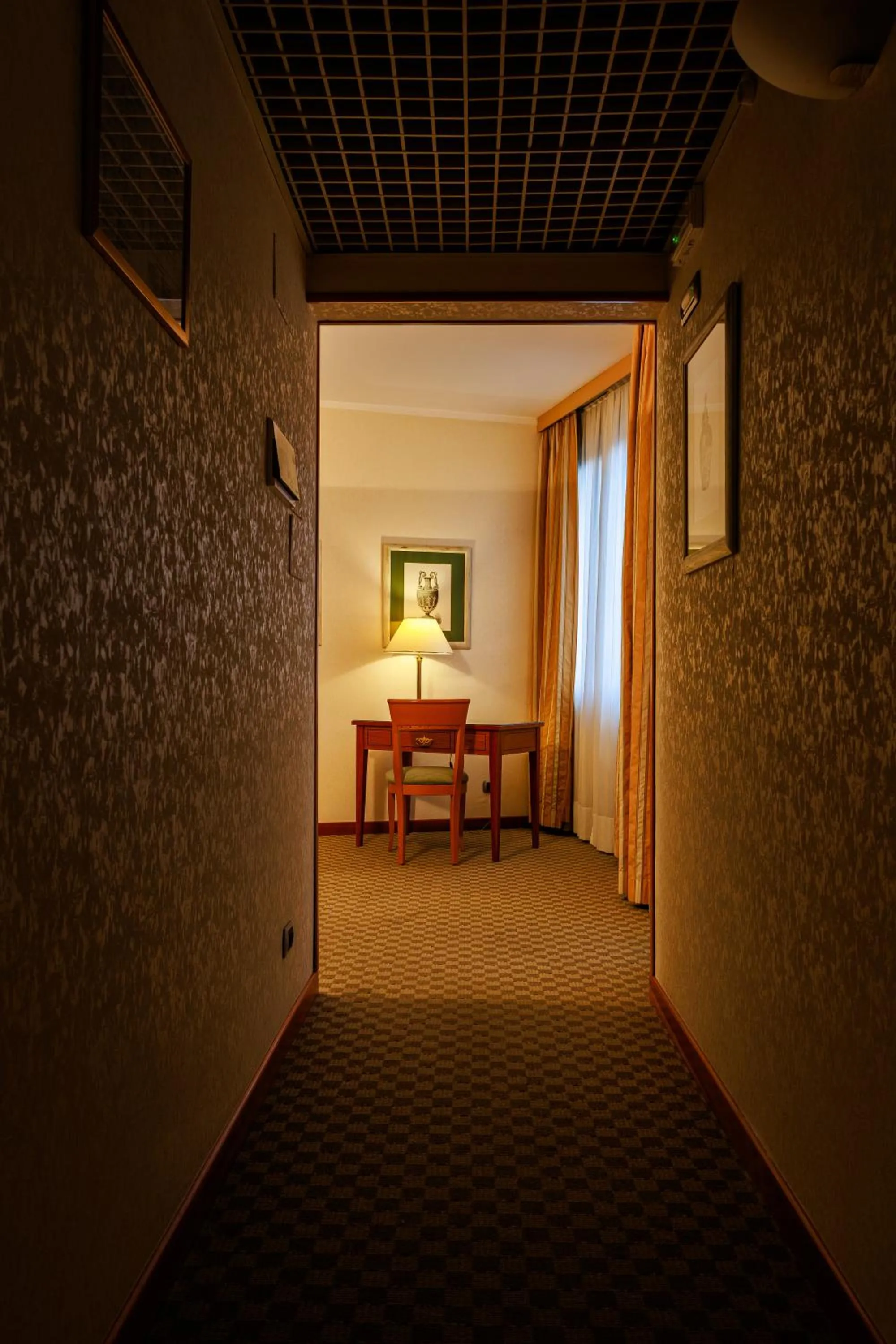 Hotel Excelsior Magenta