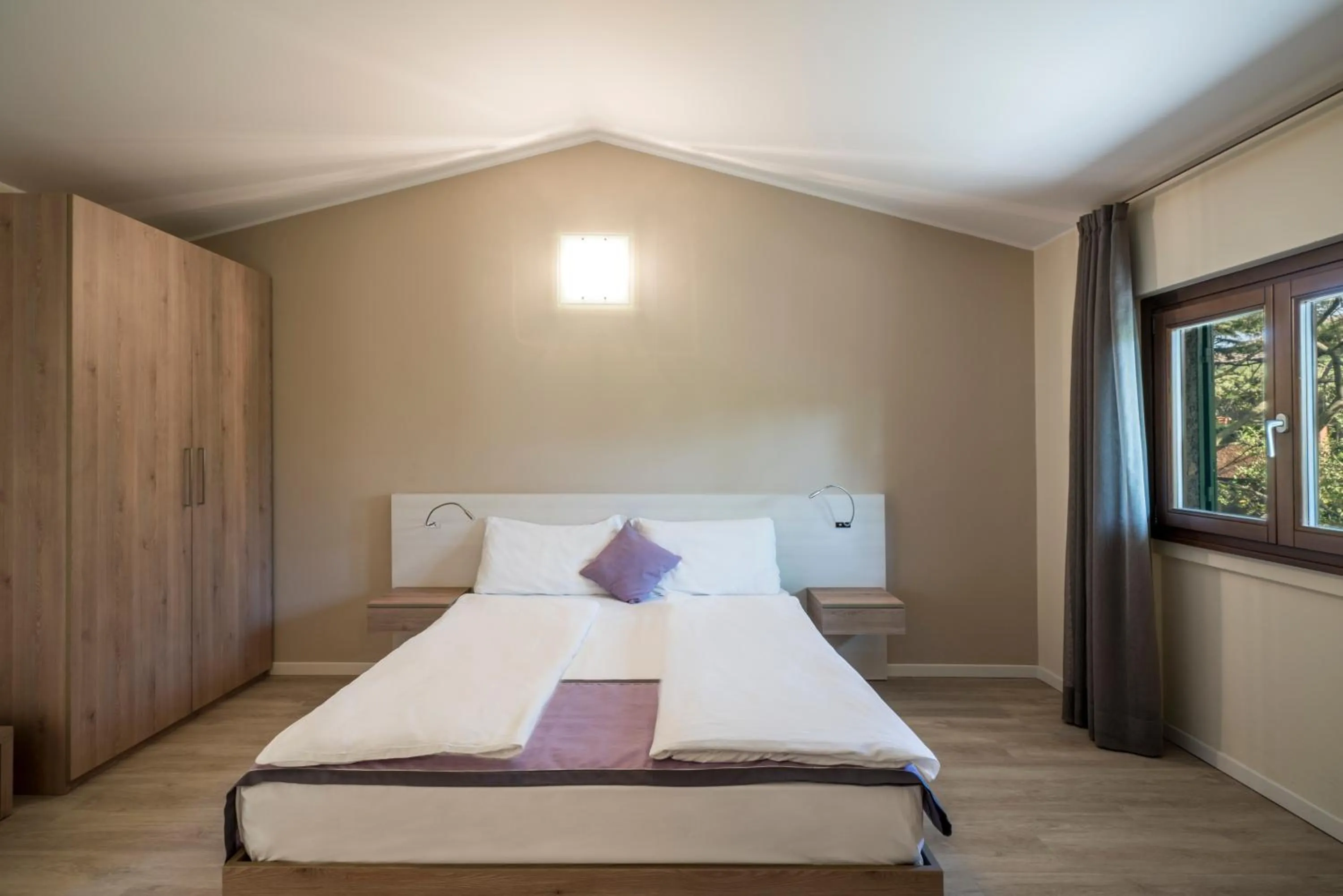 Photo of the whole room, Bed in Hotel Dogana