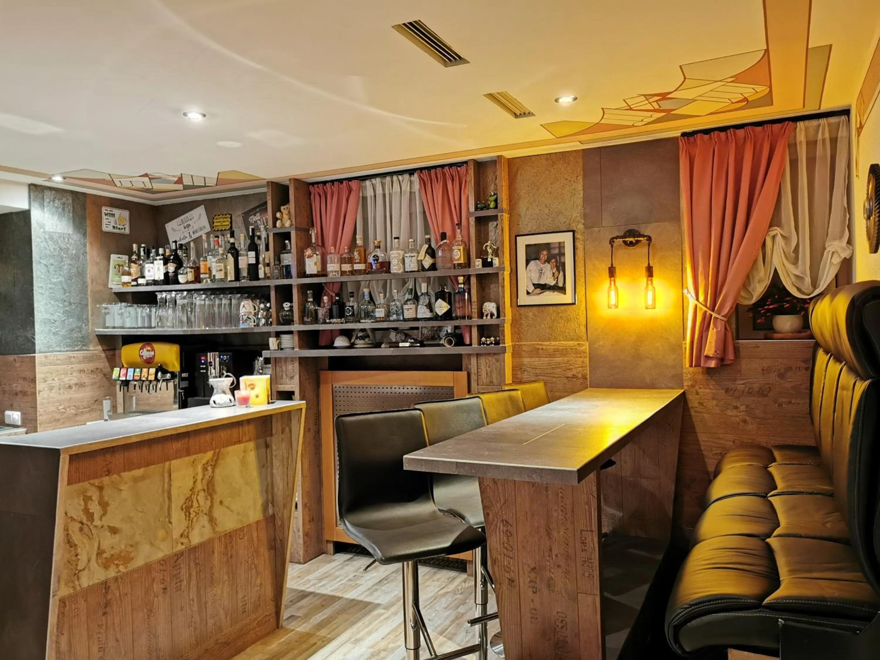 Restaurant/places to eat in Hotel Akelei