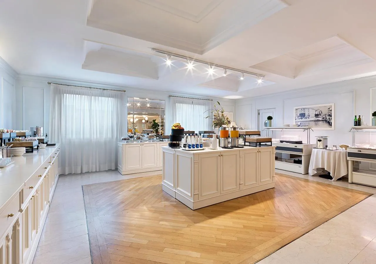 Breakfast in Iseo Lago Hotel