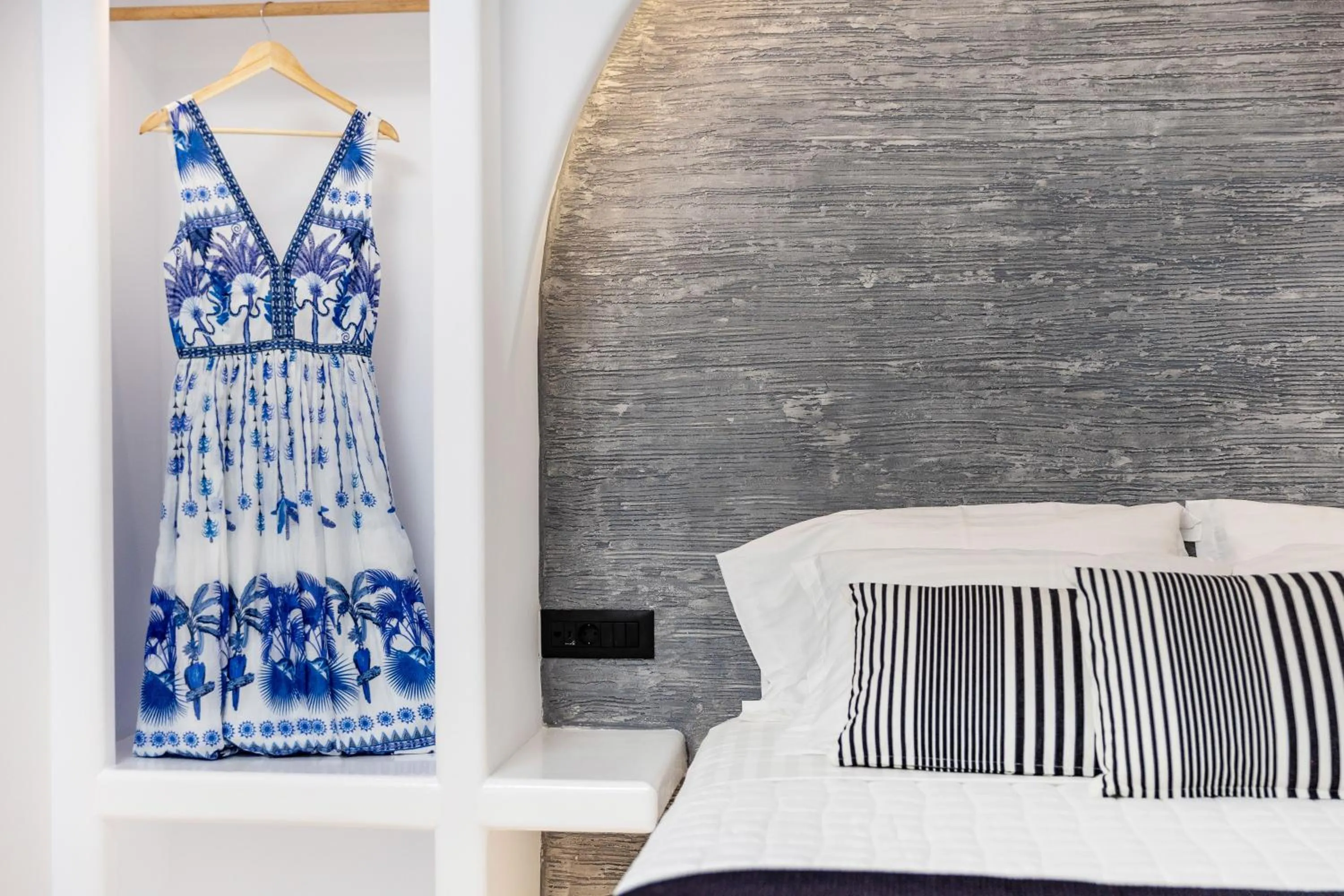 Bed in Alenor City Hotel