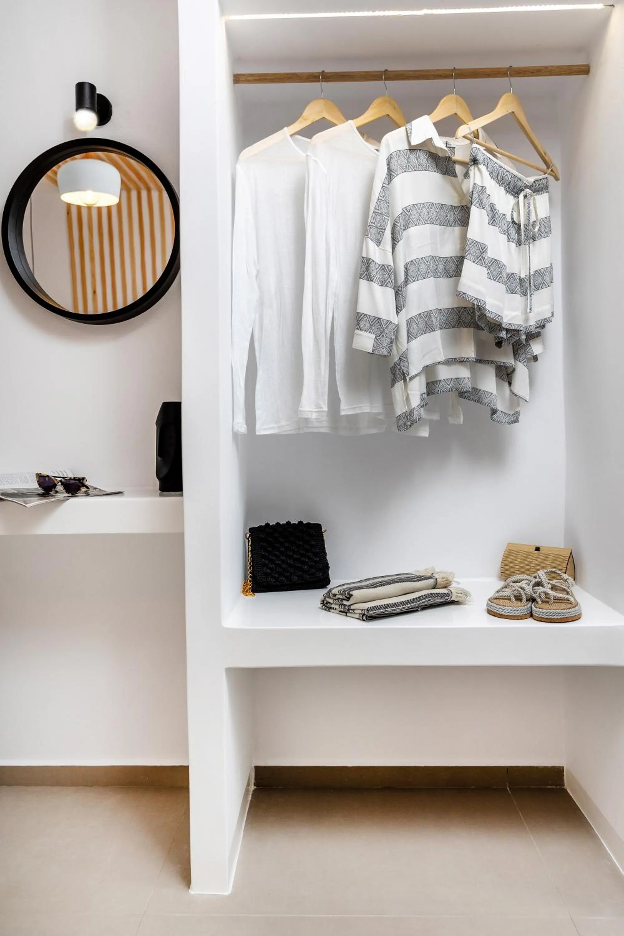 wardrobe in Alenor City Hotel