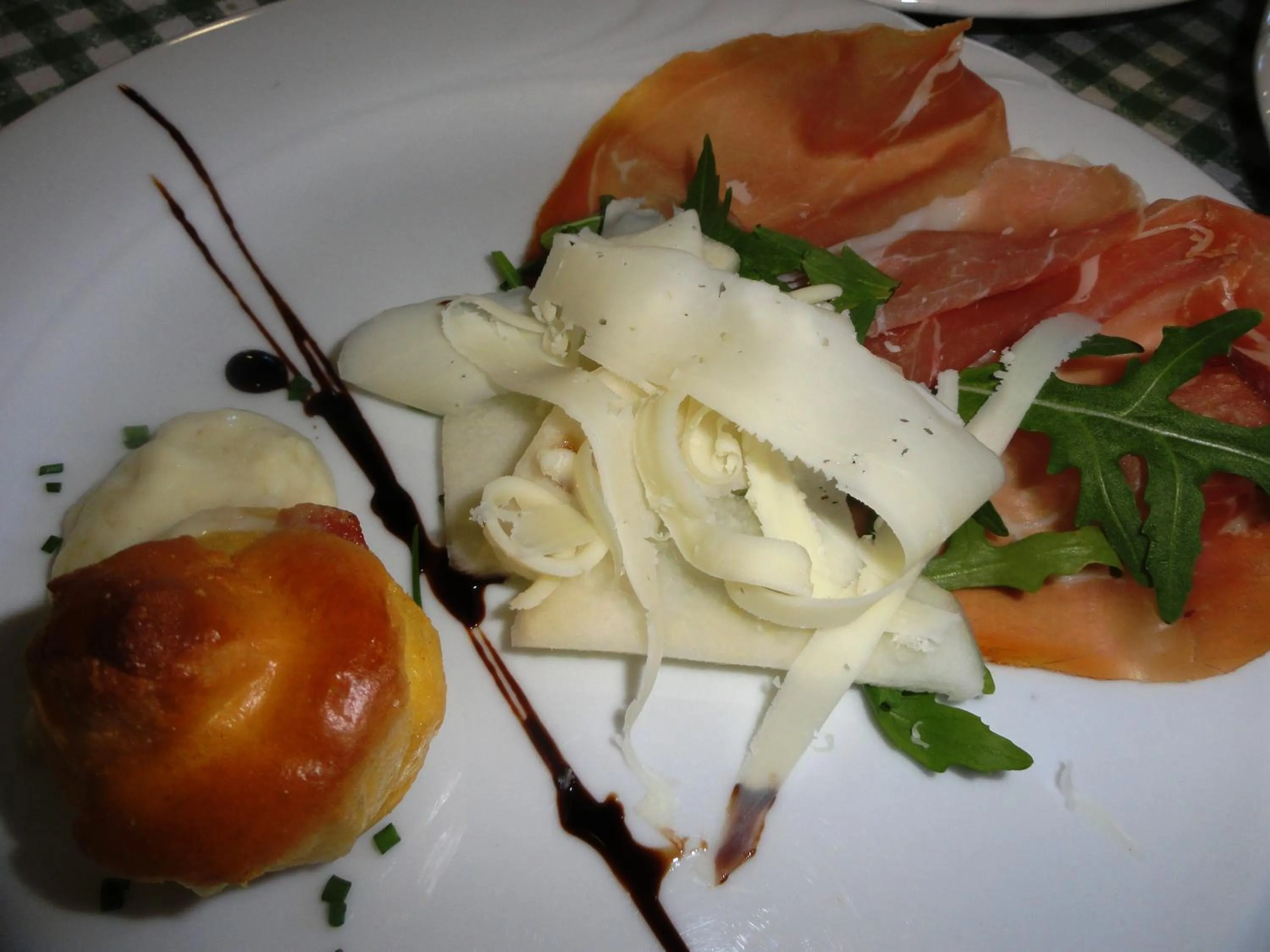 Restaurant/places to eat in Albergo Ristorante Fratte