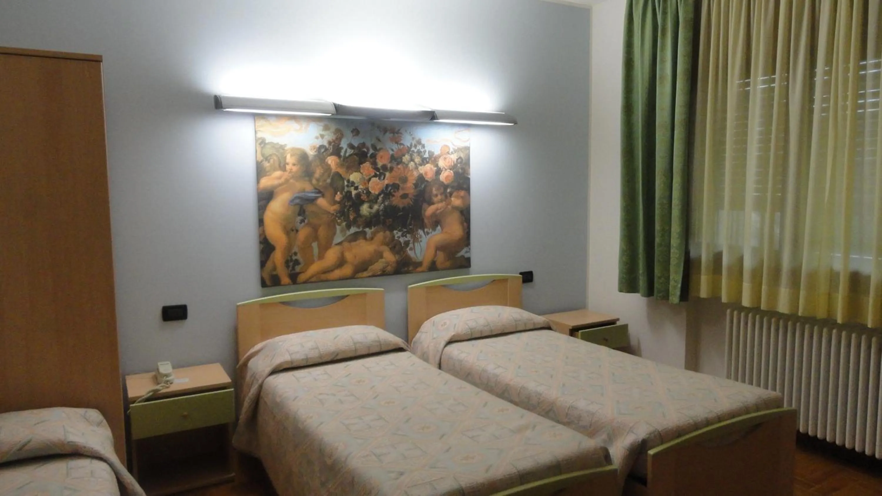 Photo of the whole room, Bed in Albergo Ristorante Fratte