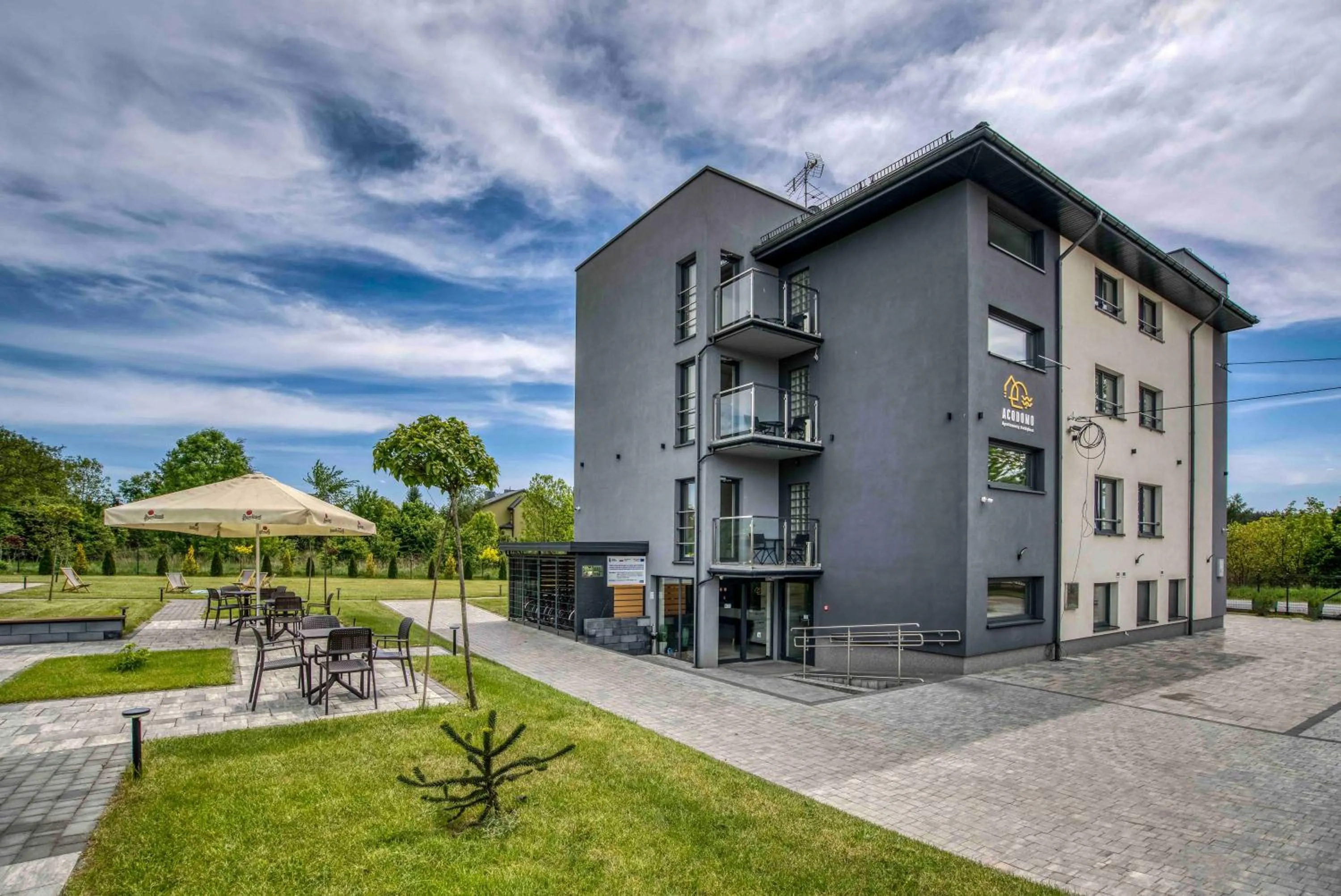 Property building in Acodomo Apartamenty