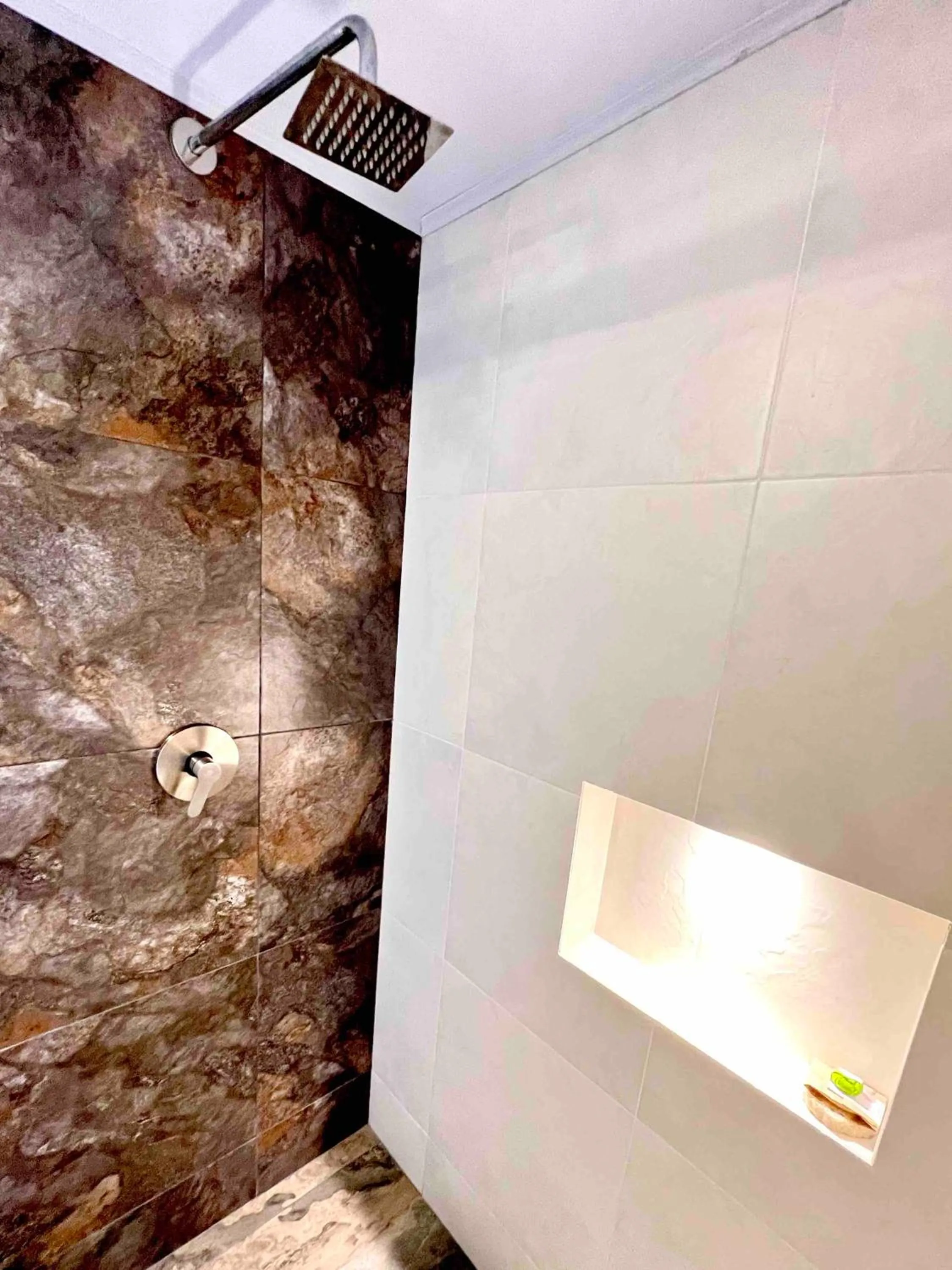 Bathroom in La Vista EcoHouse