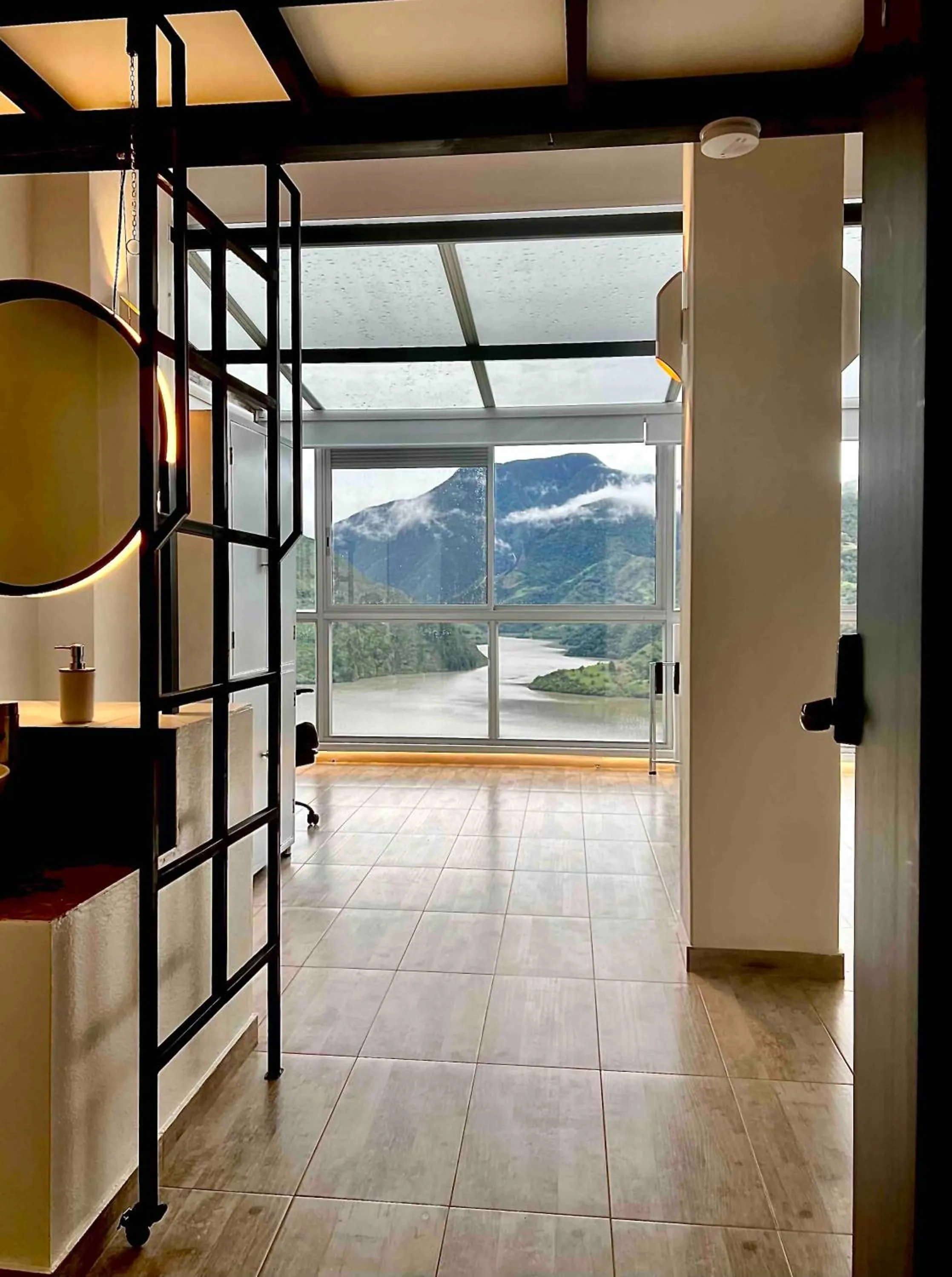 Lake view in La Vista EcoHouse