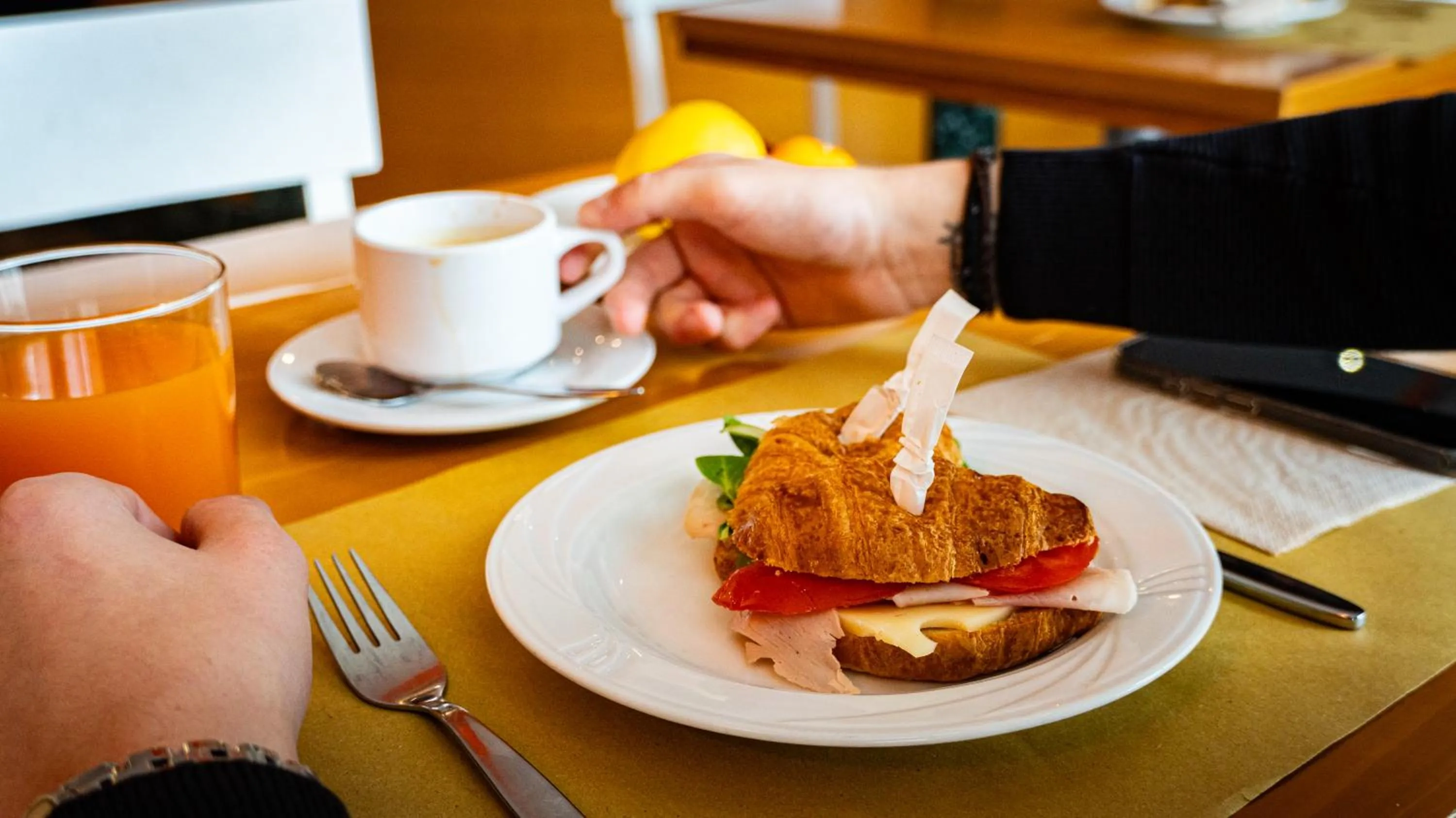 Food and drinks in Hotel Au Soleil