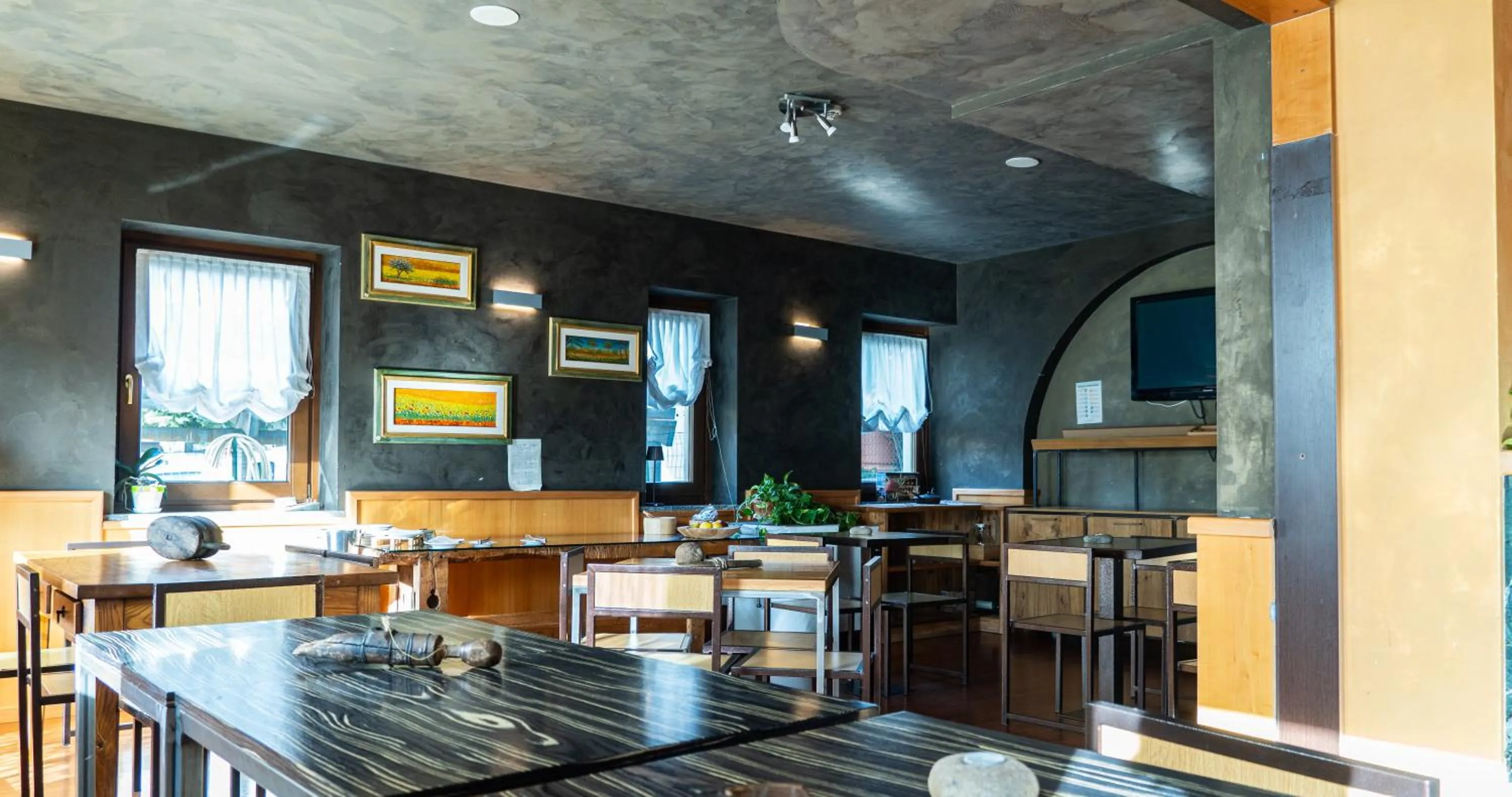 Restaurant/places to eat in Hotel Au Soleil