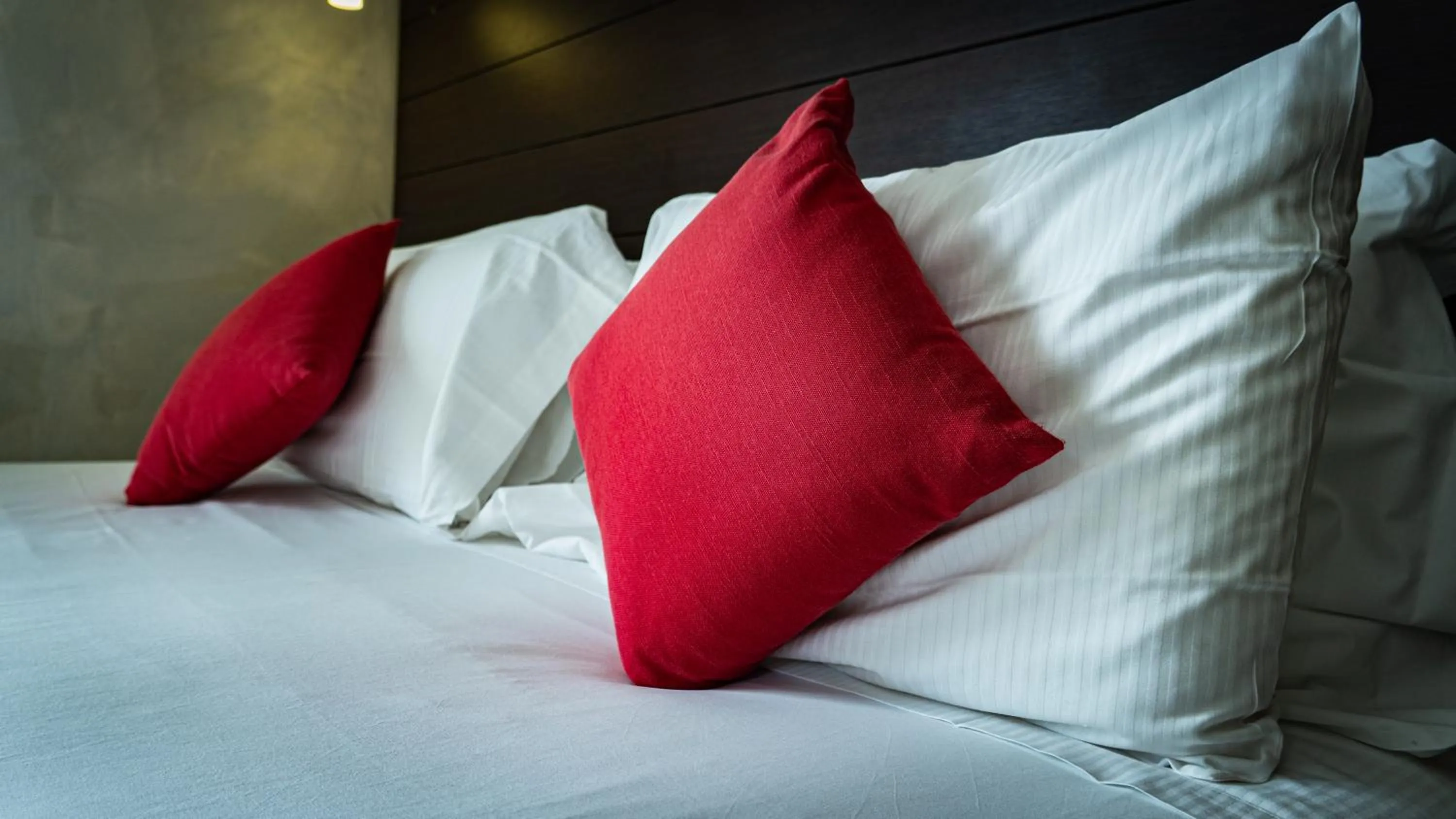 Bed in Hotel Au Soleil