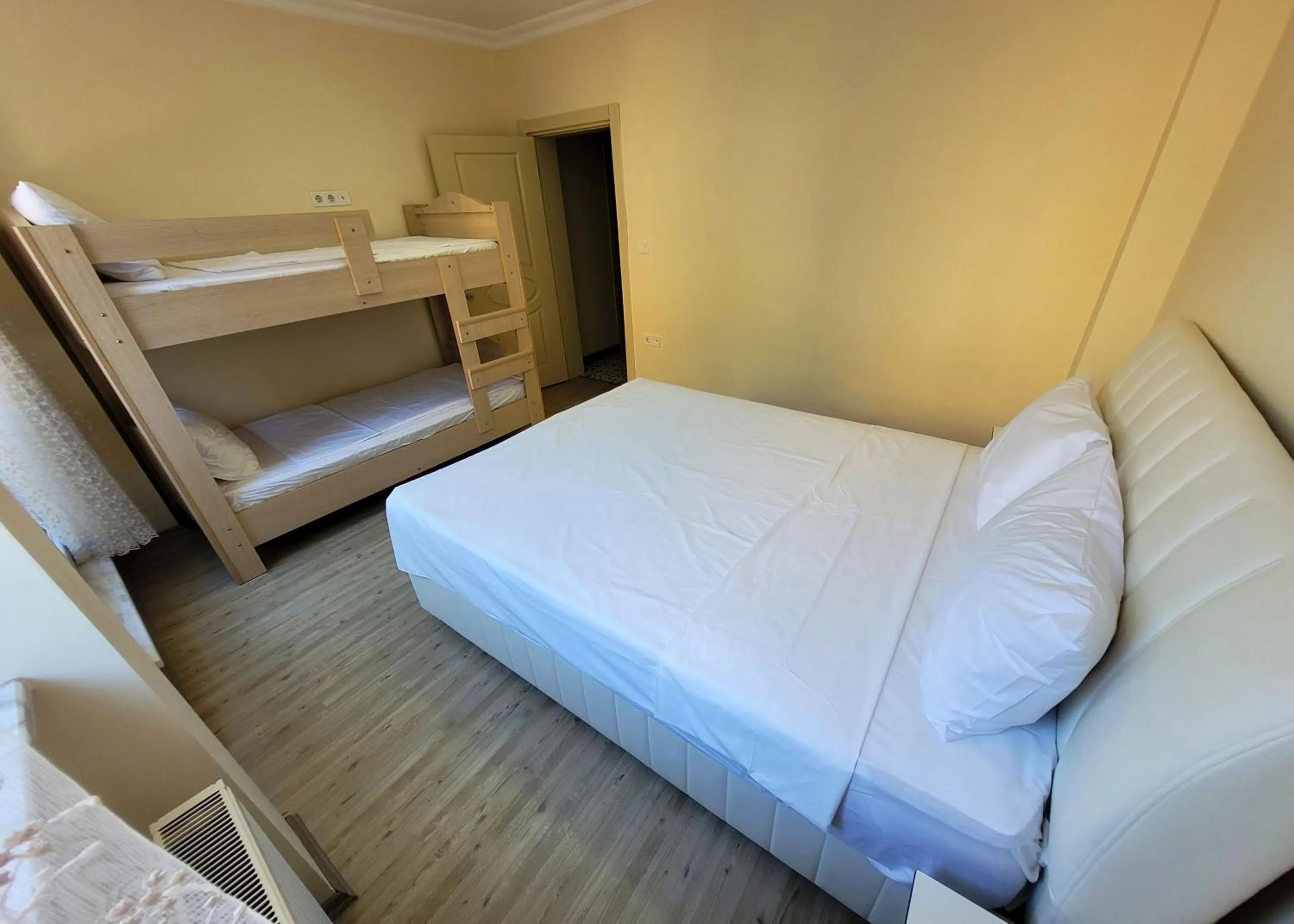 Photo of the whole room, Bed in Masif House