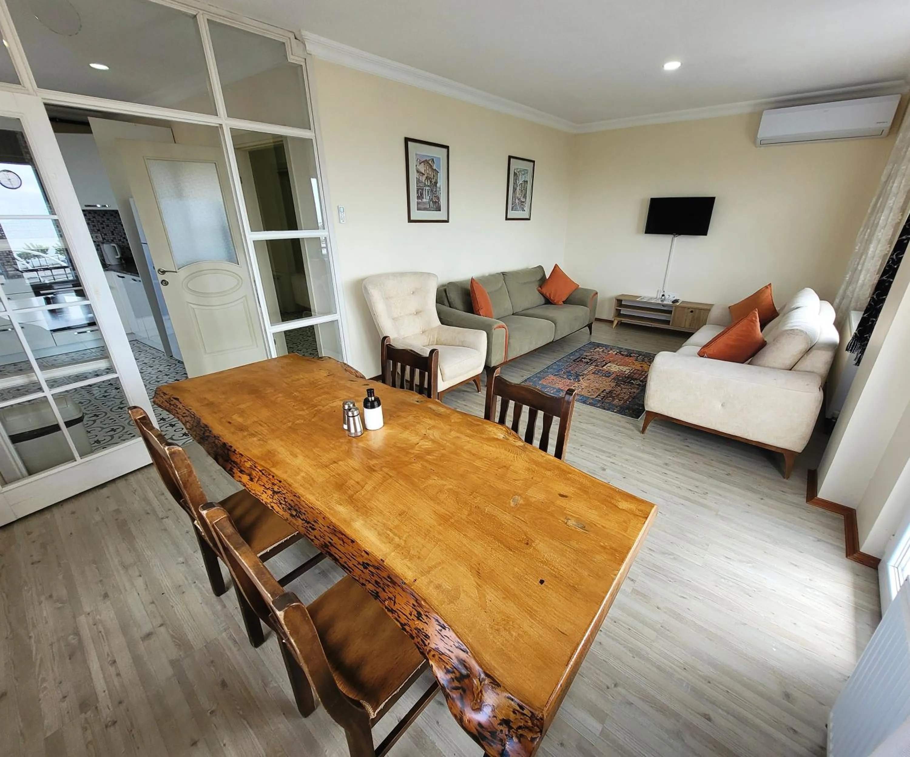 Seating area in Masif House