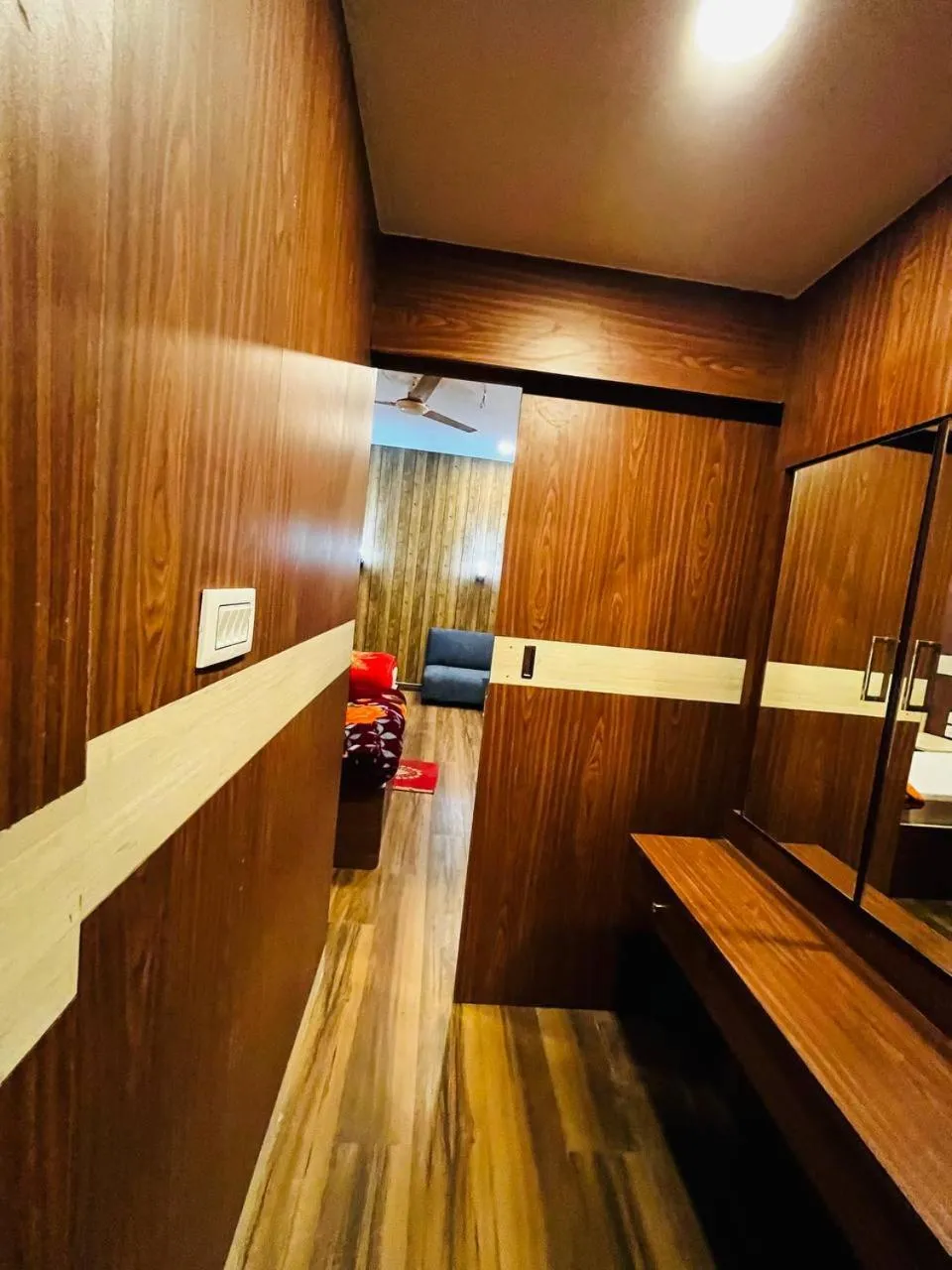 wardrobe in Hotel Majestic