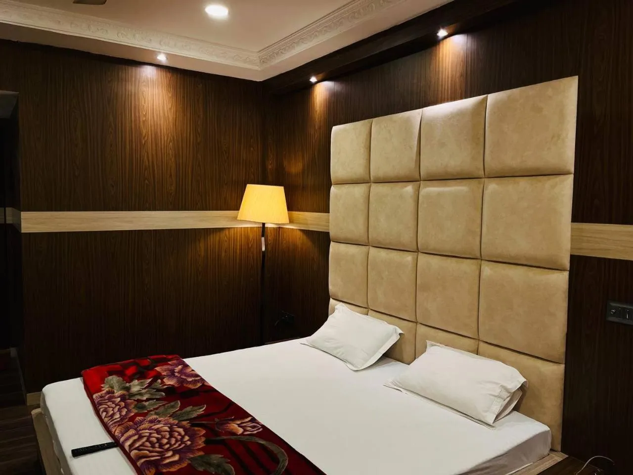 Bed in Hotel Majestic