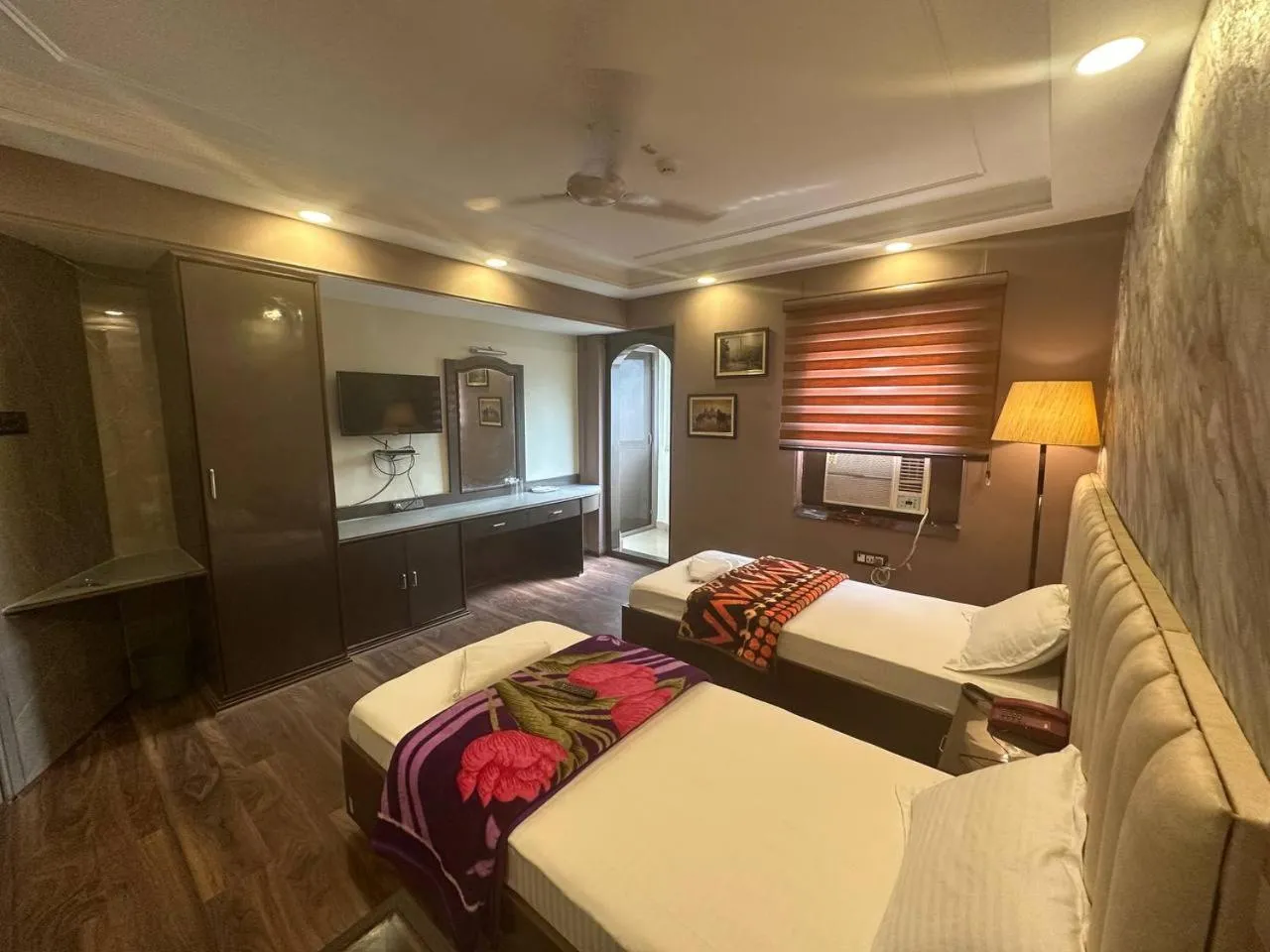 View (from property/room), Bed in Hotel Majestic