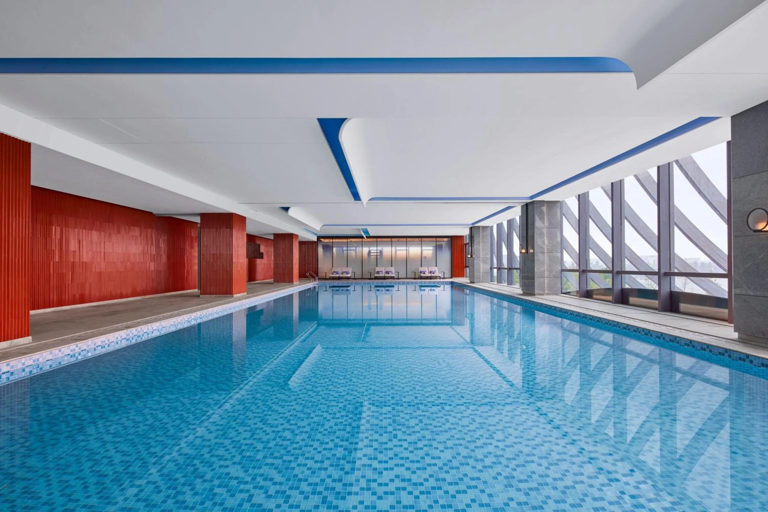 Swimming pool in Sheraton Chengdu Pidu