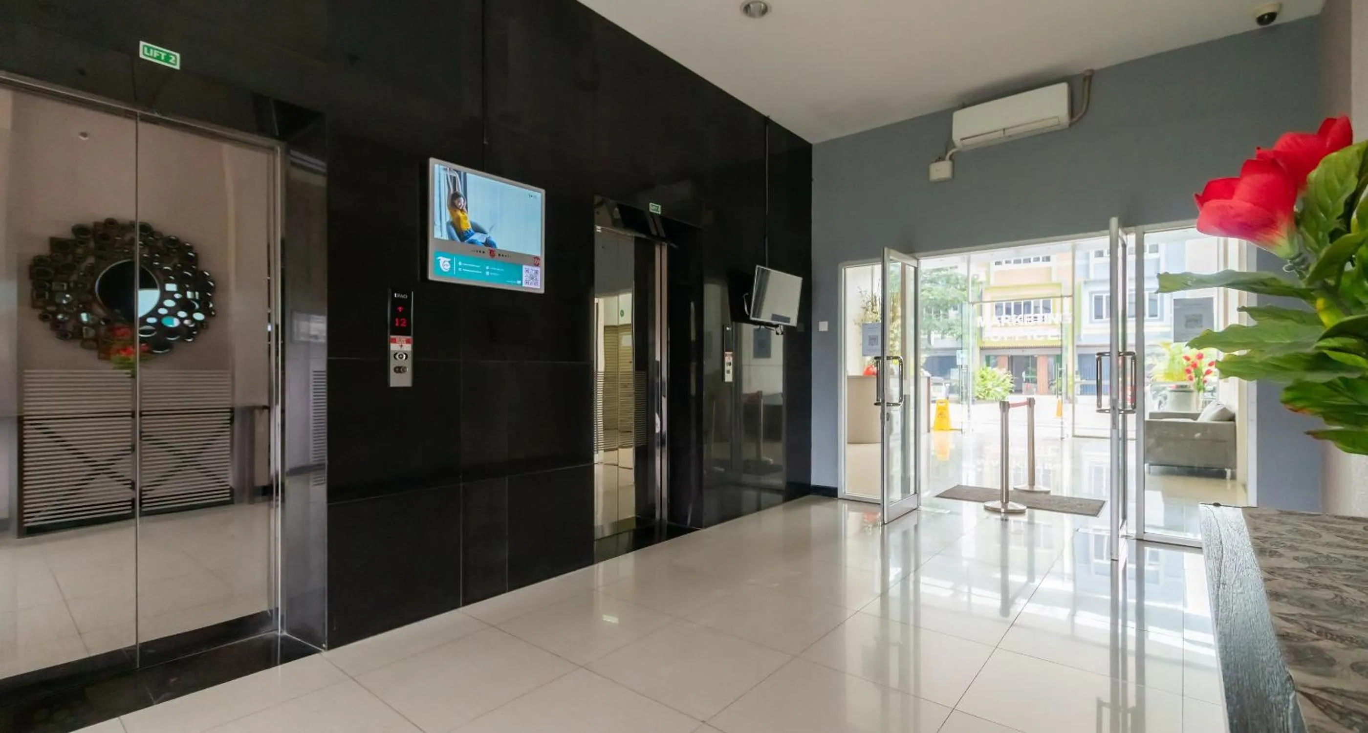 RedLiving Apartemen Gunung Putri - SIROOMS