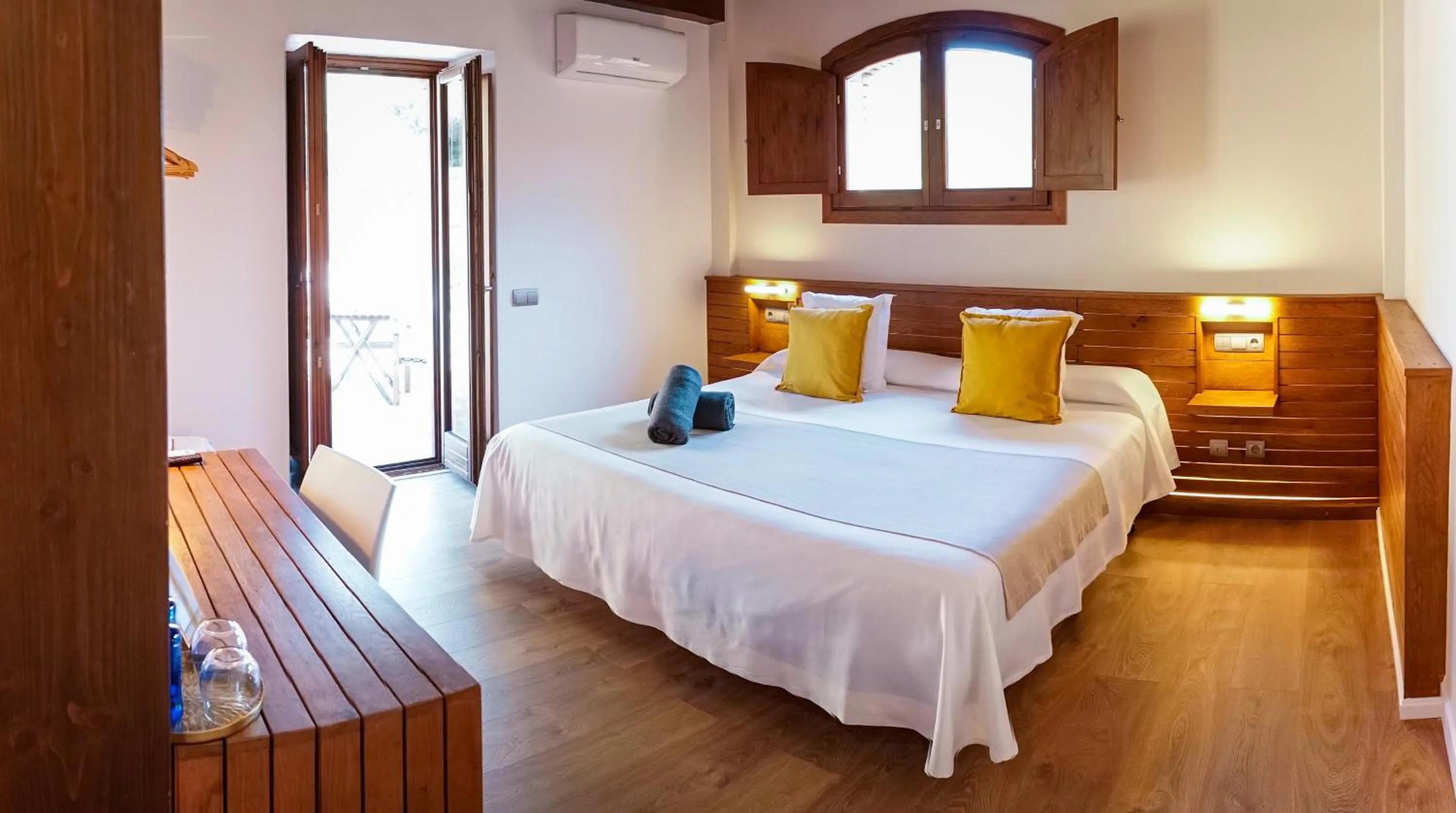 Bed in Hotel Mas Mariassa