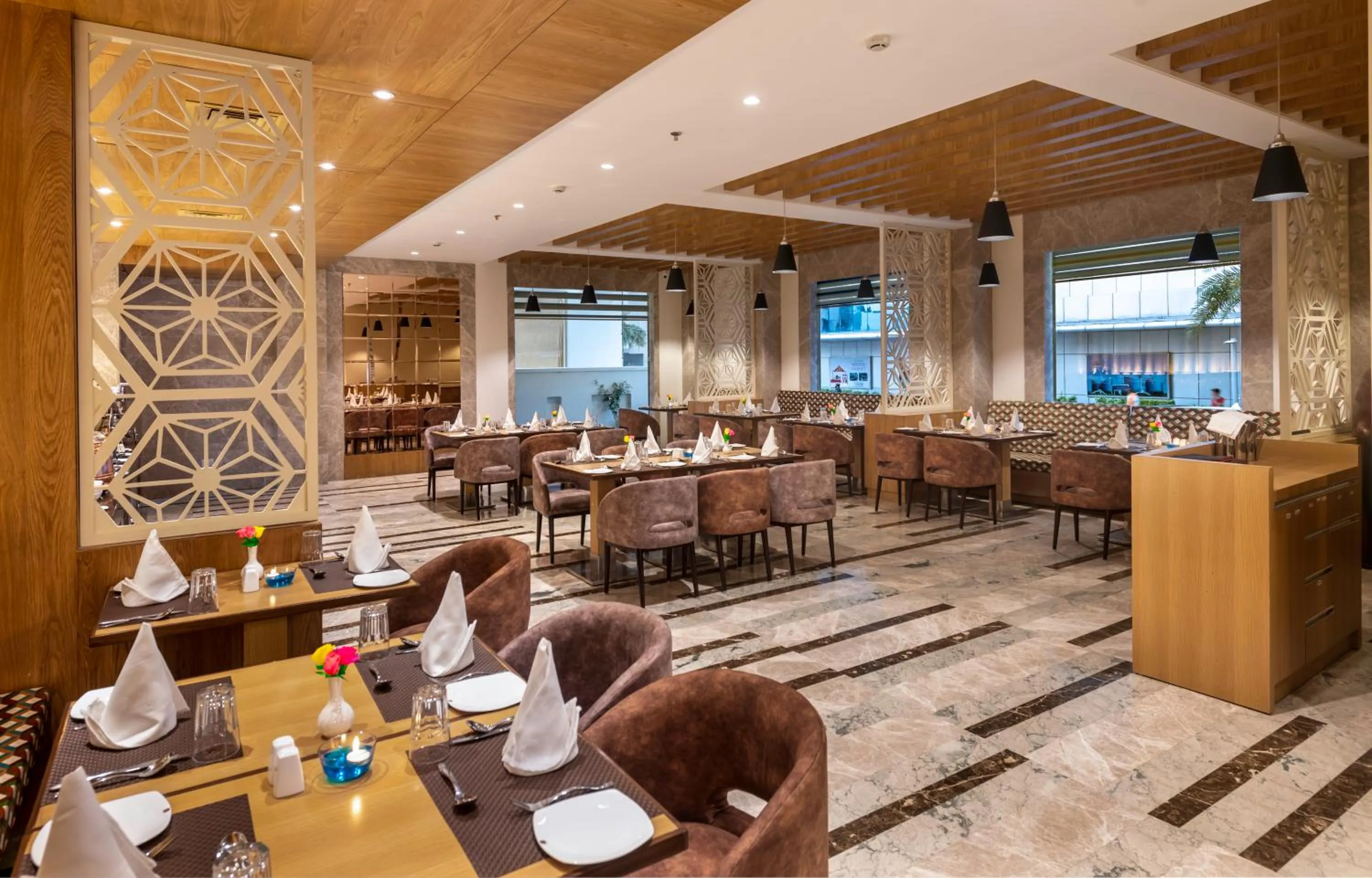 Restaurant/places to eat in Lords Inn Jaipur