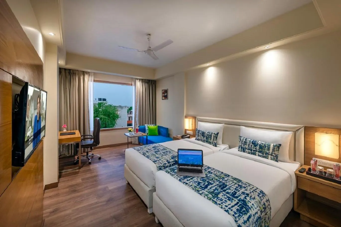 Photo of the whole room, Bed in Lords Inn Jaipur