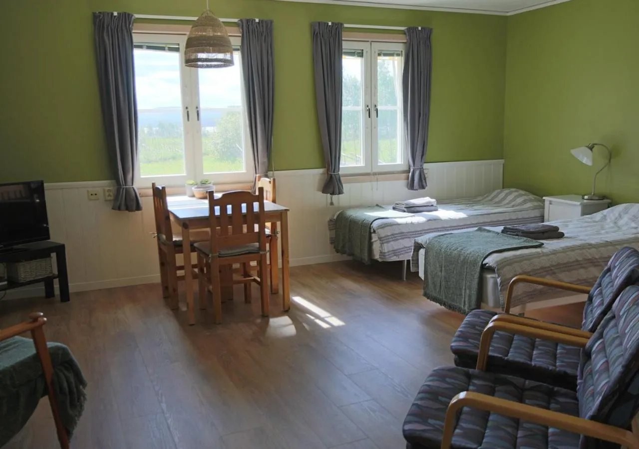 Photo of the whole room, Bed in HusHotellHunge AB