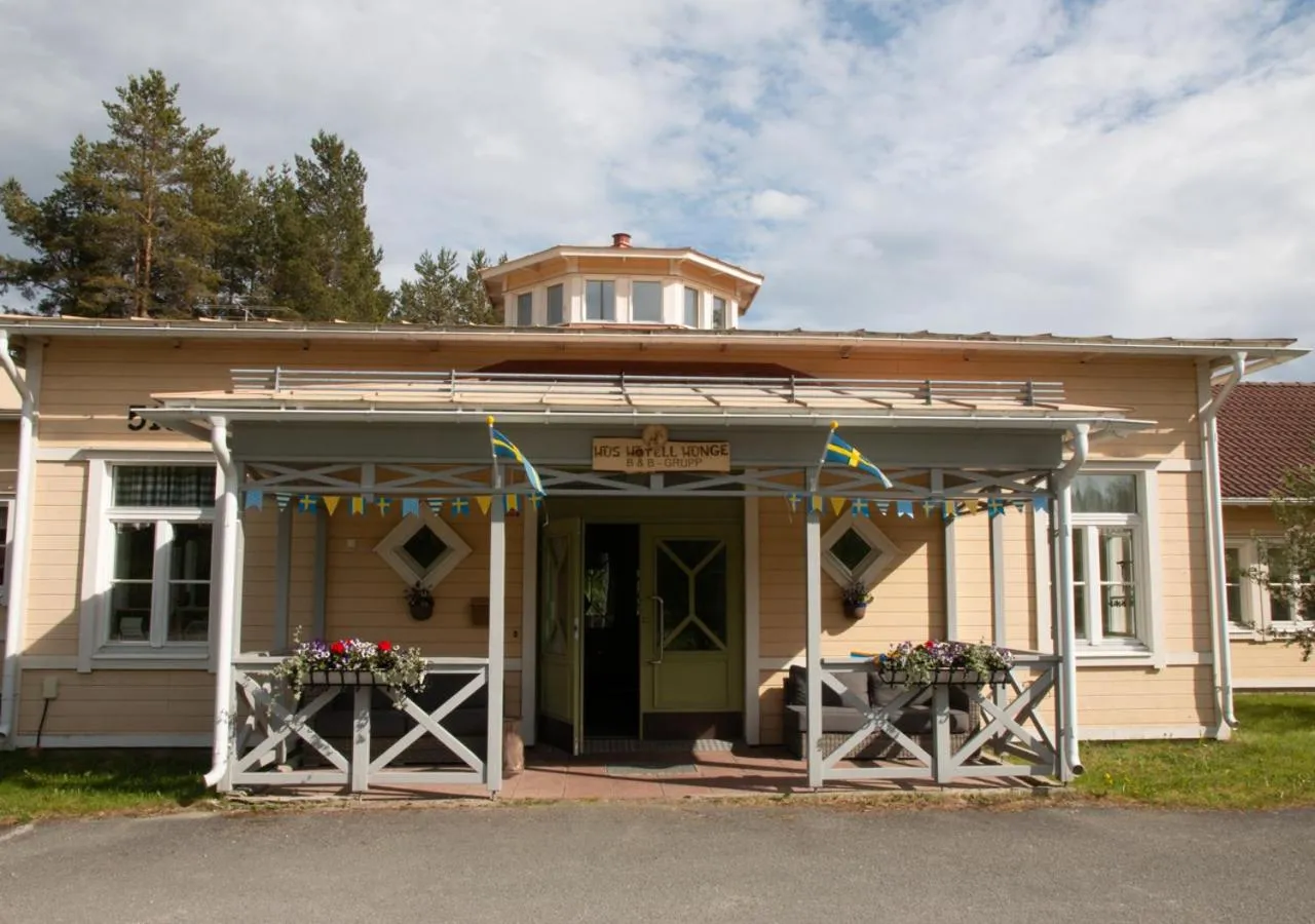 Property building in HusHotellHunge AB