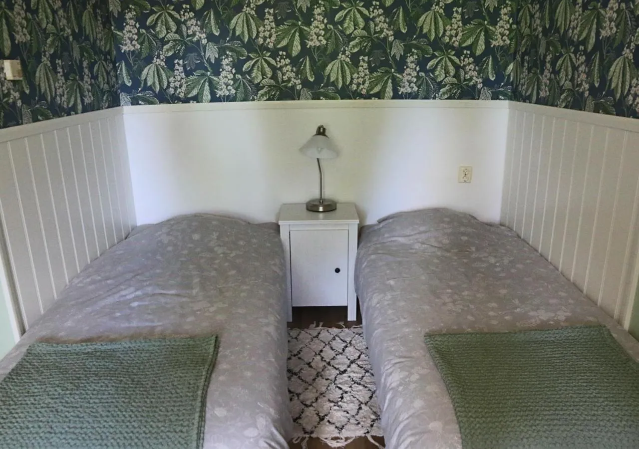 Bedroom, Bed in HusHotellHunge AB