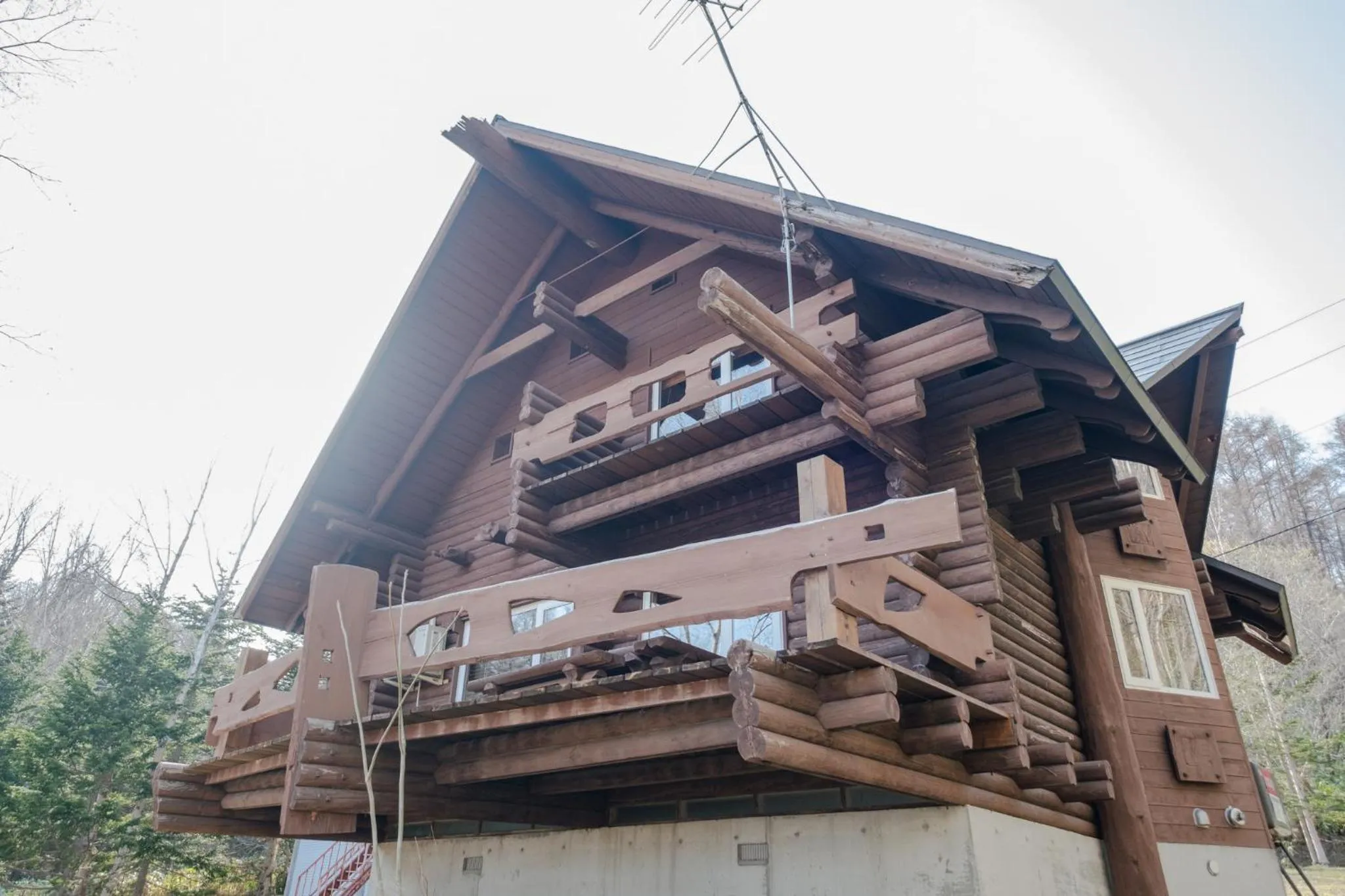 Property building in Lake Toya Hillside House