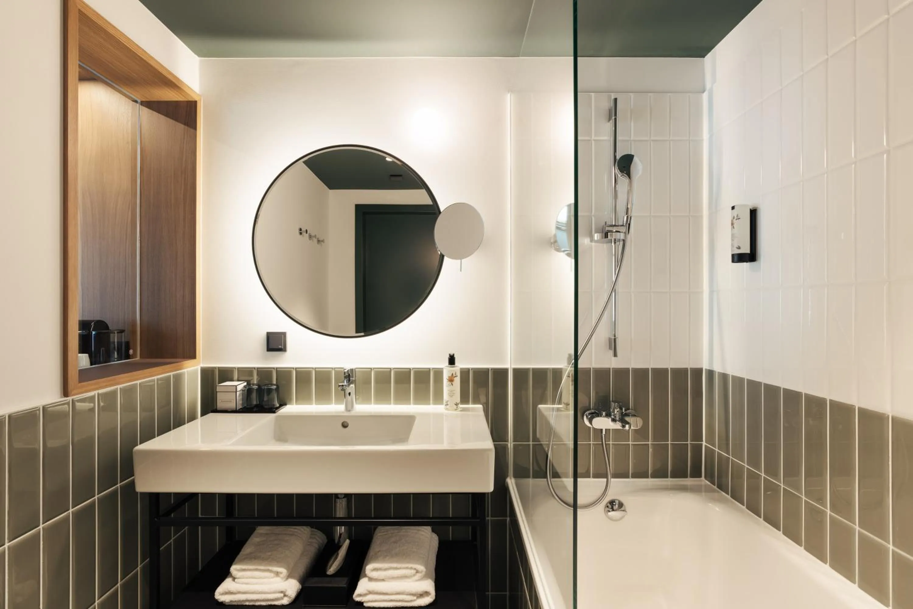 Bathroom in Hotel Galántha