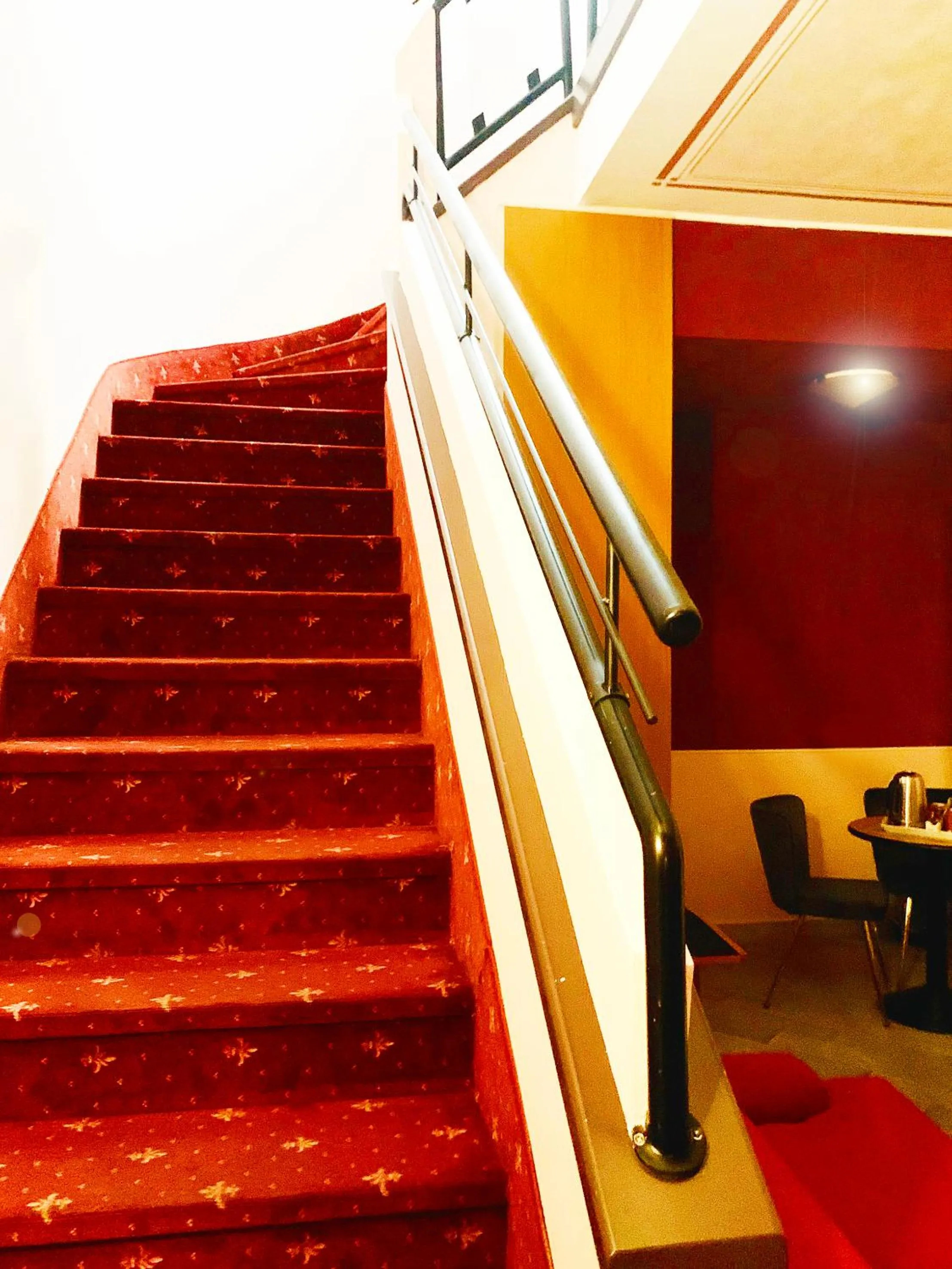 Seating area in Hotel Amadeus