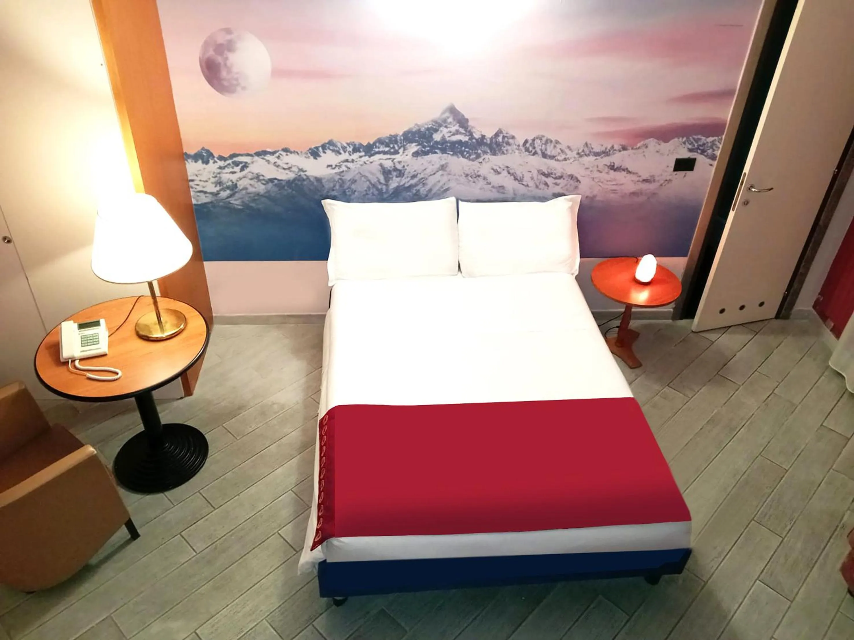 Bed in Hotel Amadeus