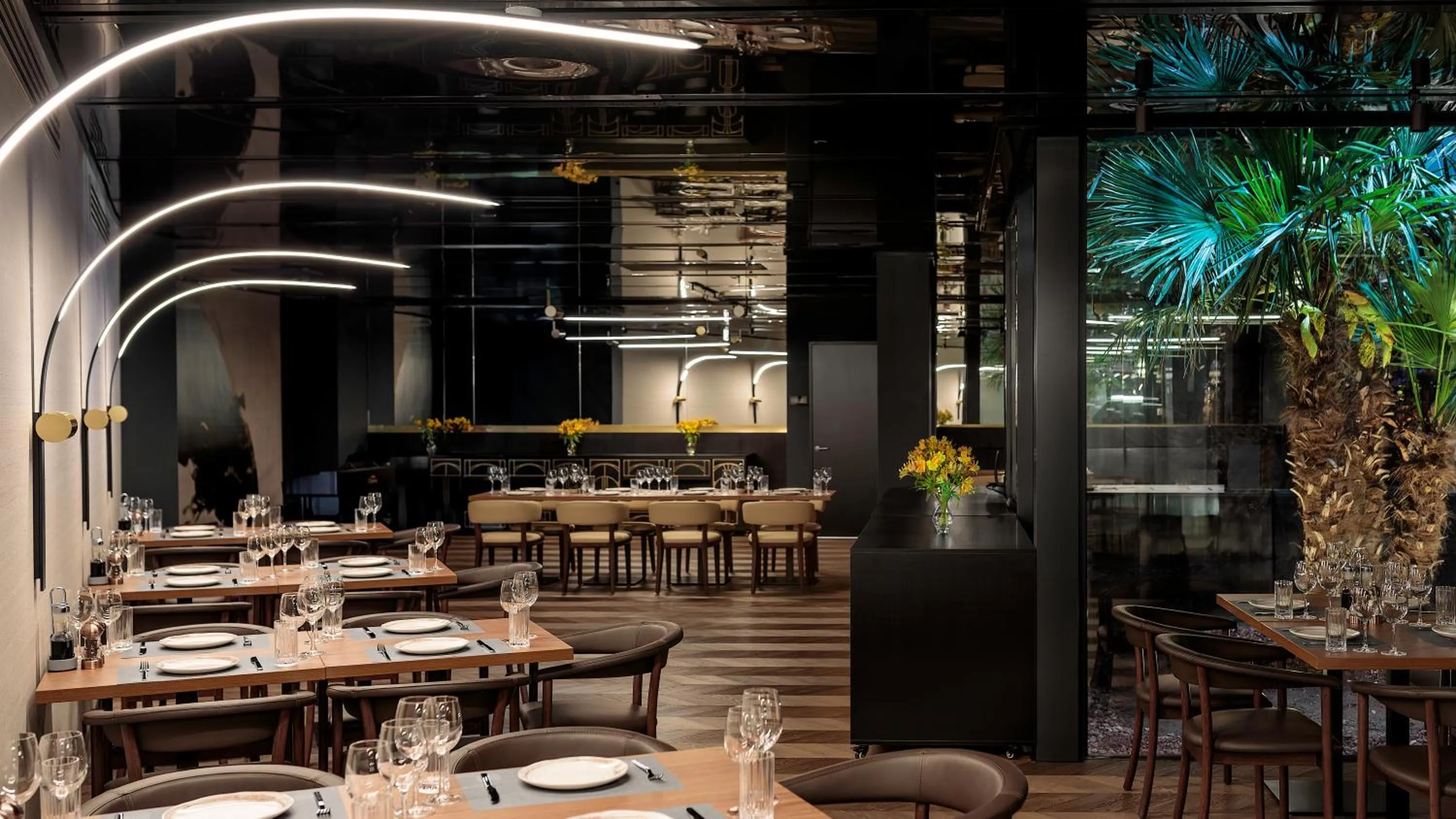 Restaurant/places to eat in Glarros OldTown