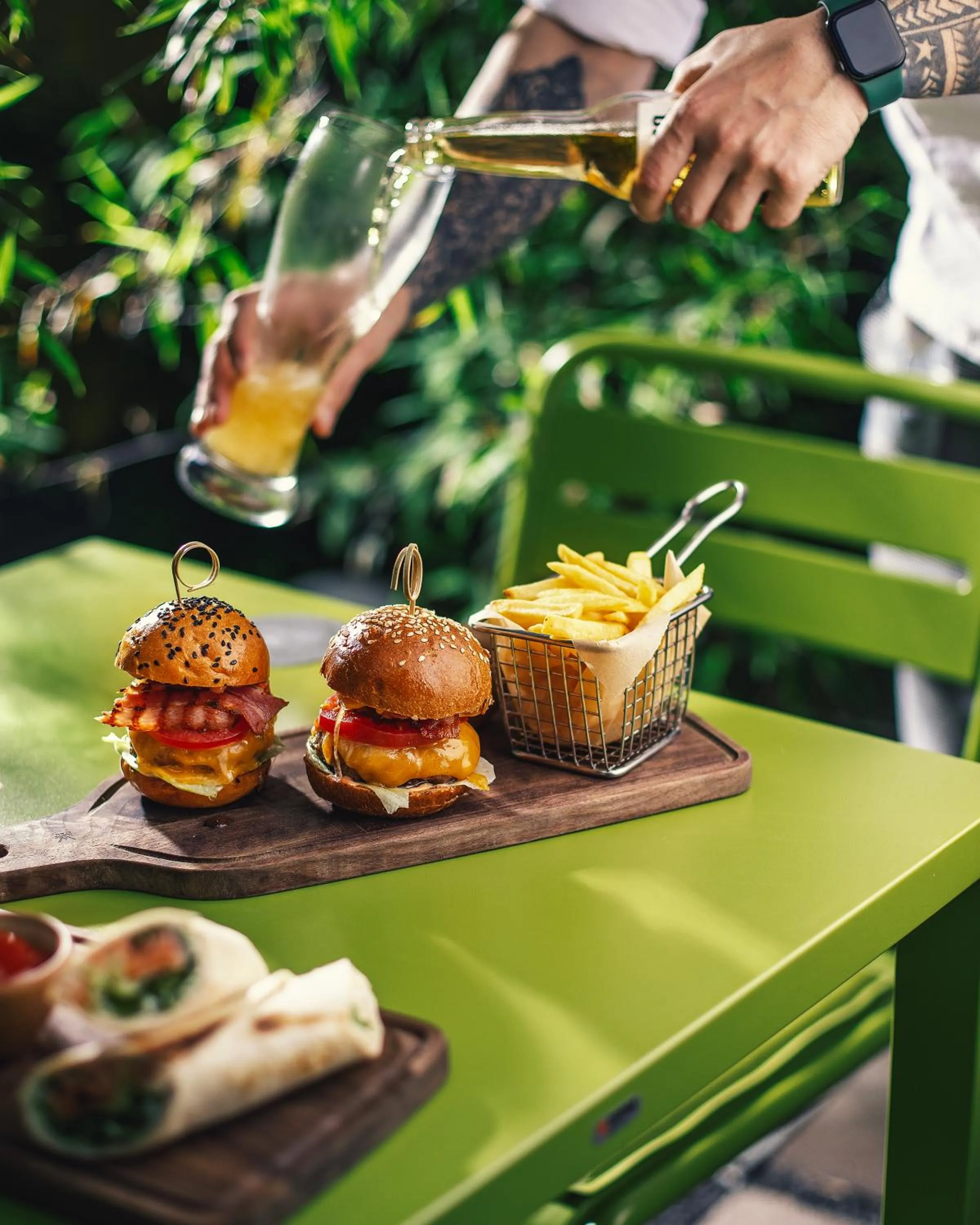 Food and drinks in Glarros OldTown