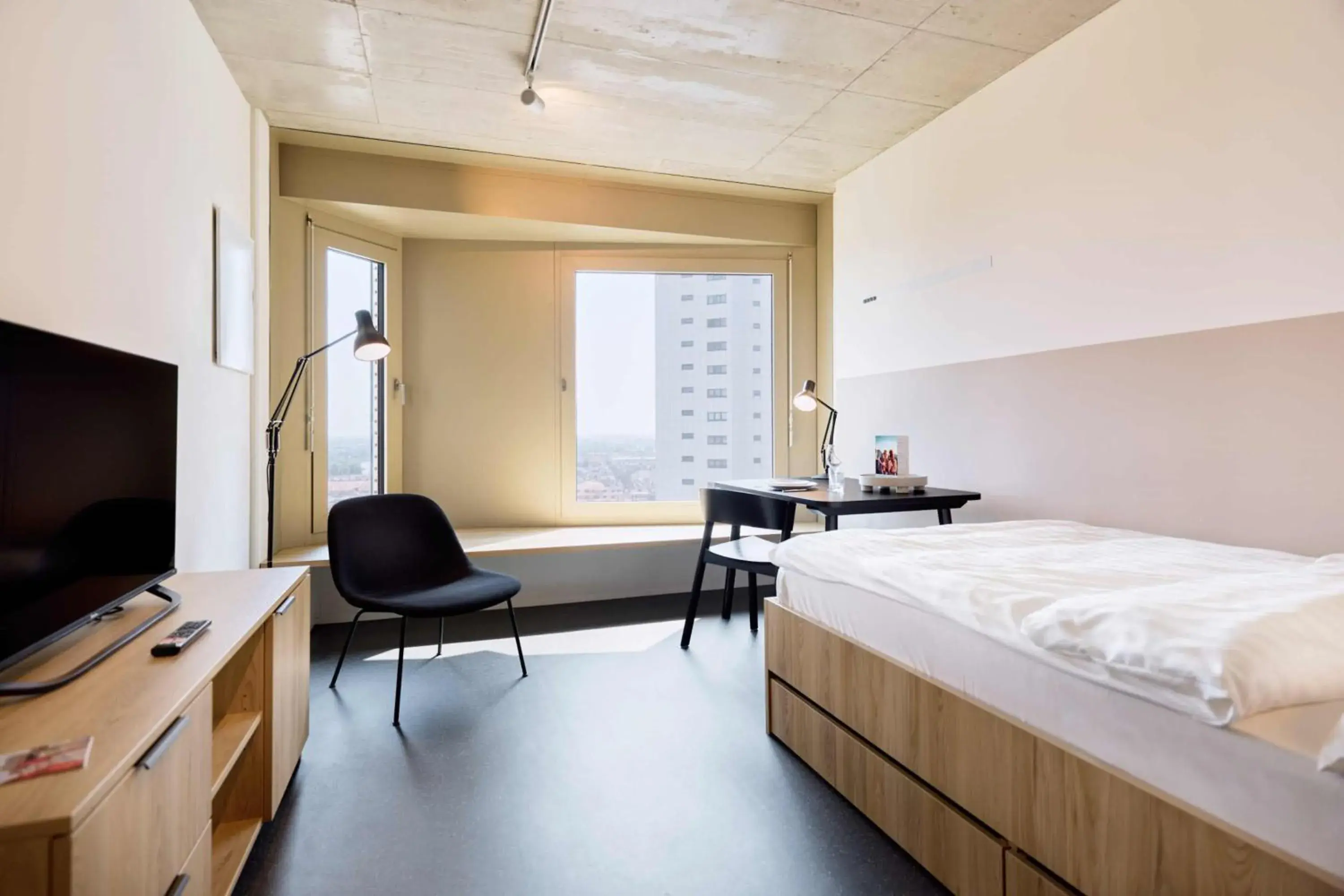 Gold Studio in District Living Gold Studio in District Living