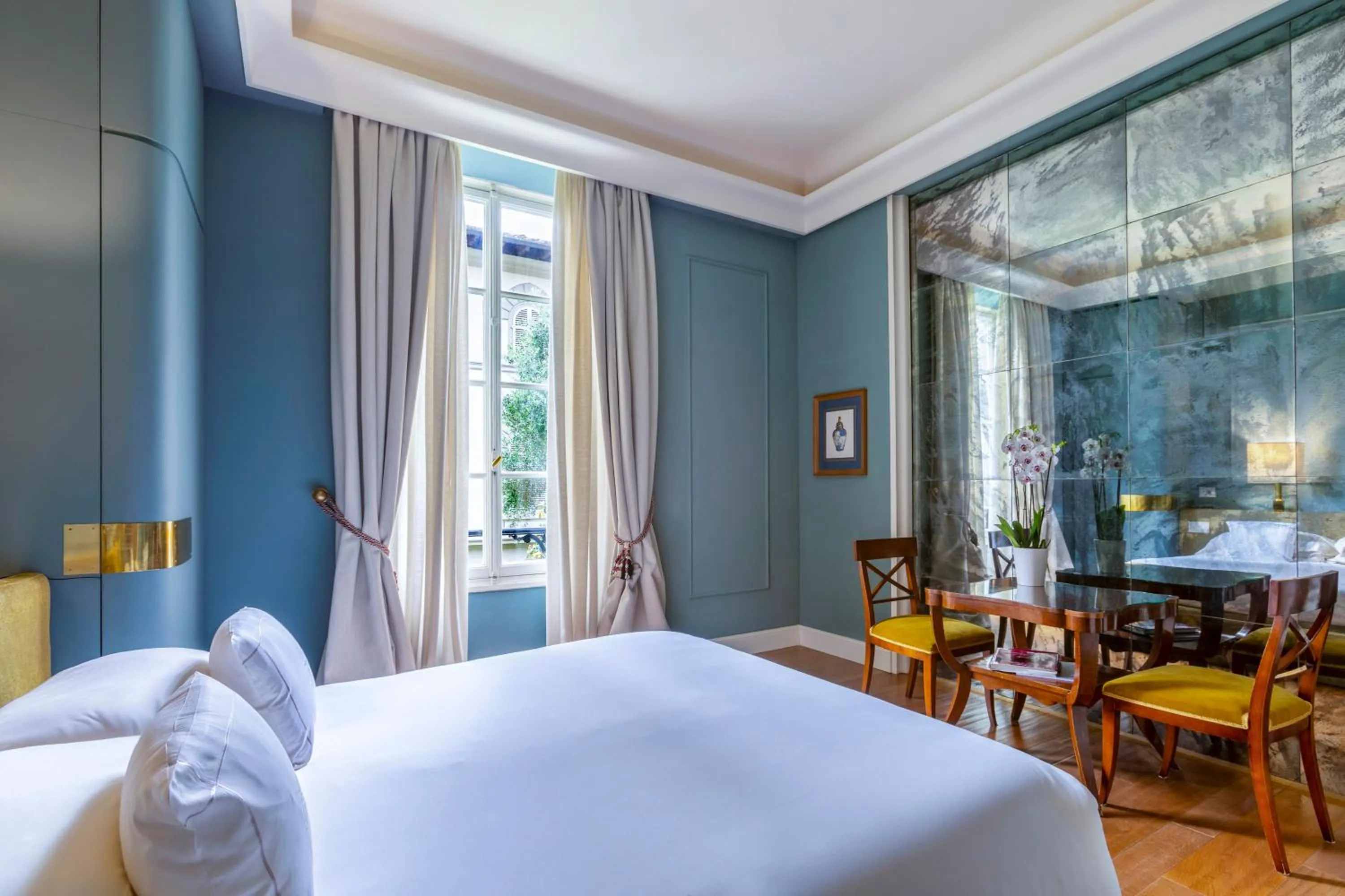 Bedroom, Bed in Hotel Regency - Small Luxury Hotels of the World