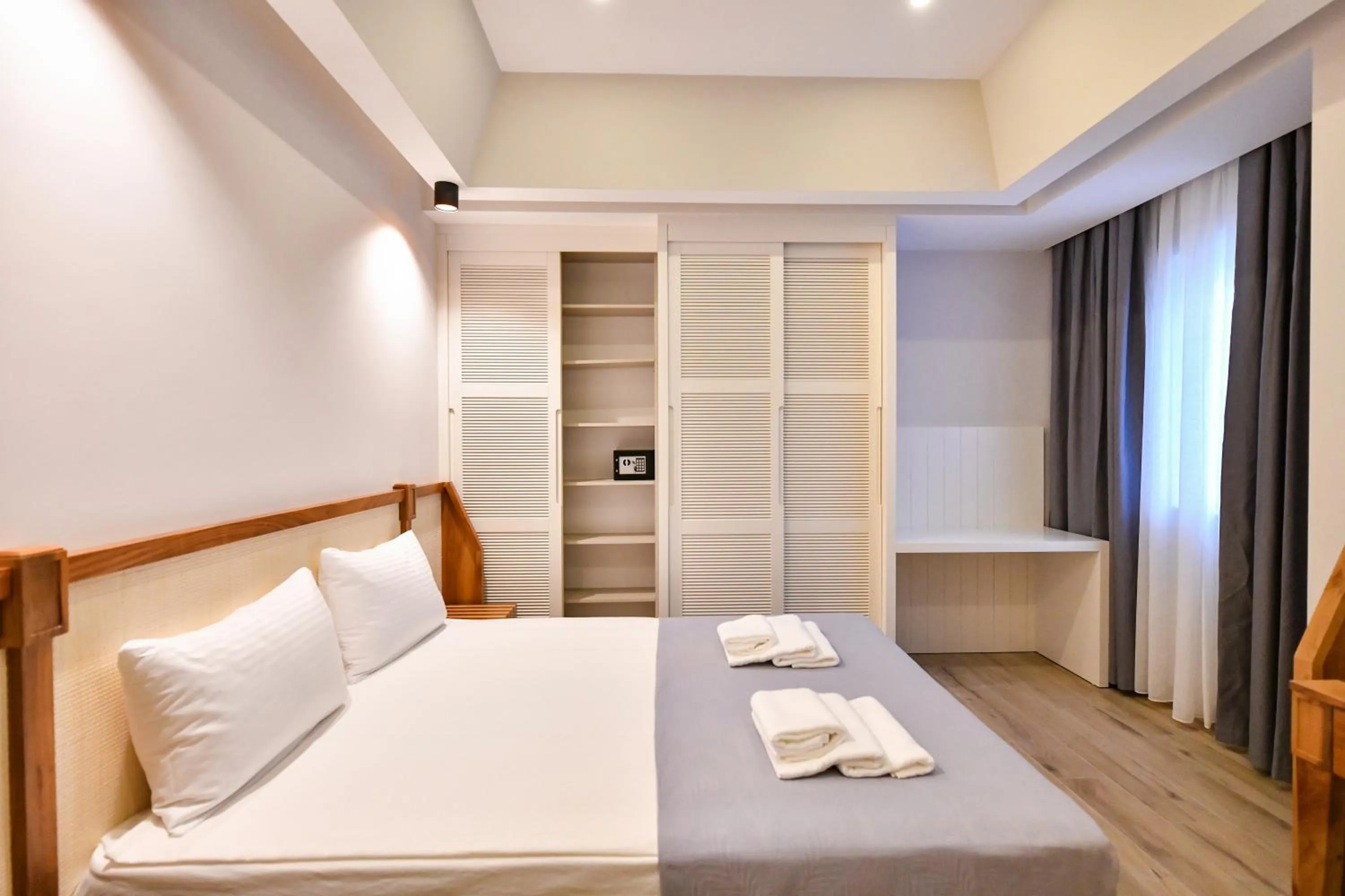 Bedroom, Bed in Bliss Loft