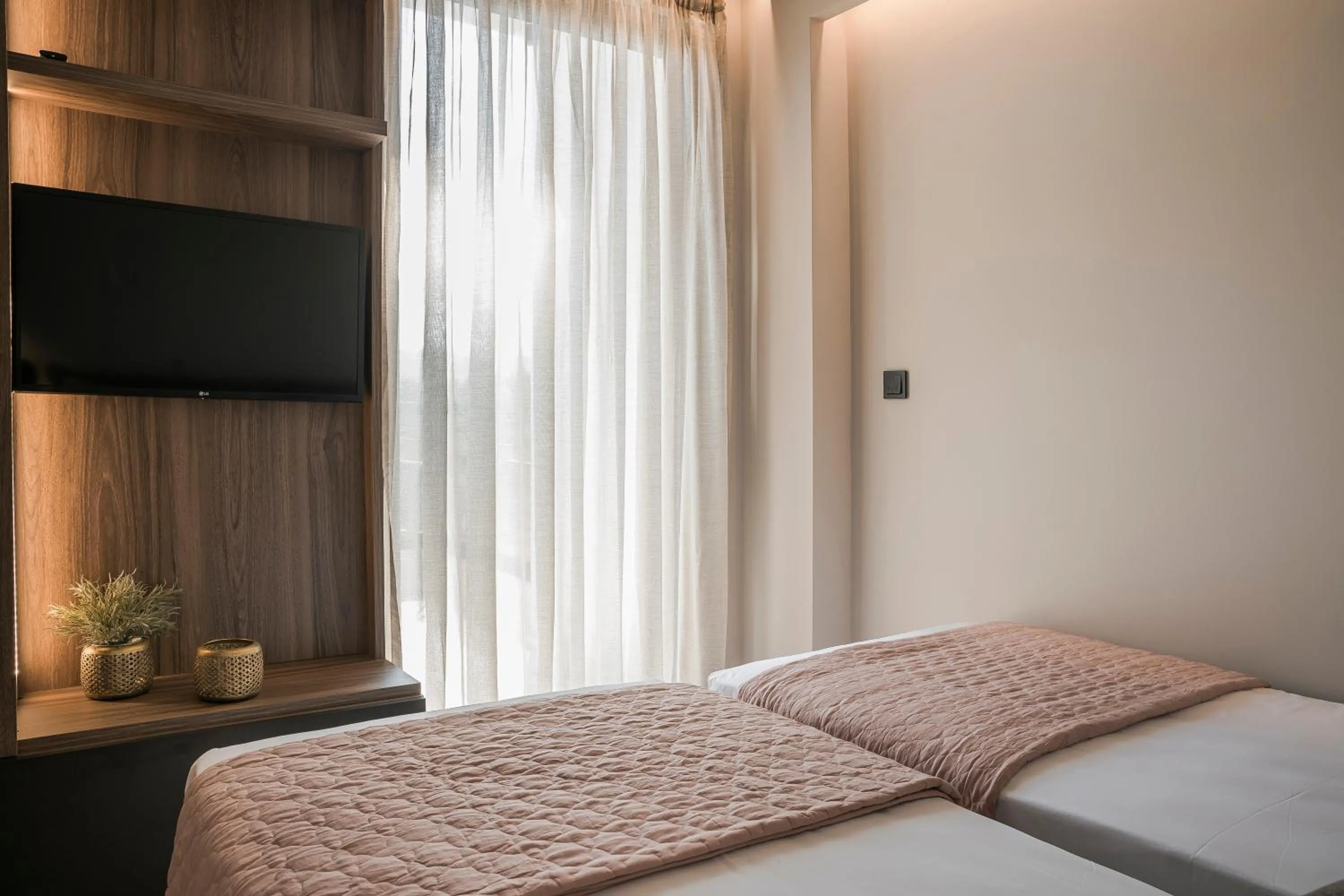 Bed in SEA ZANTE Luxury Beachfront Retreat