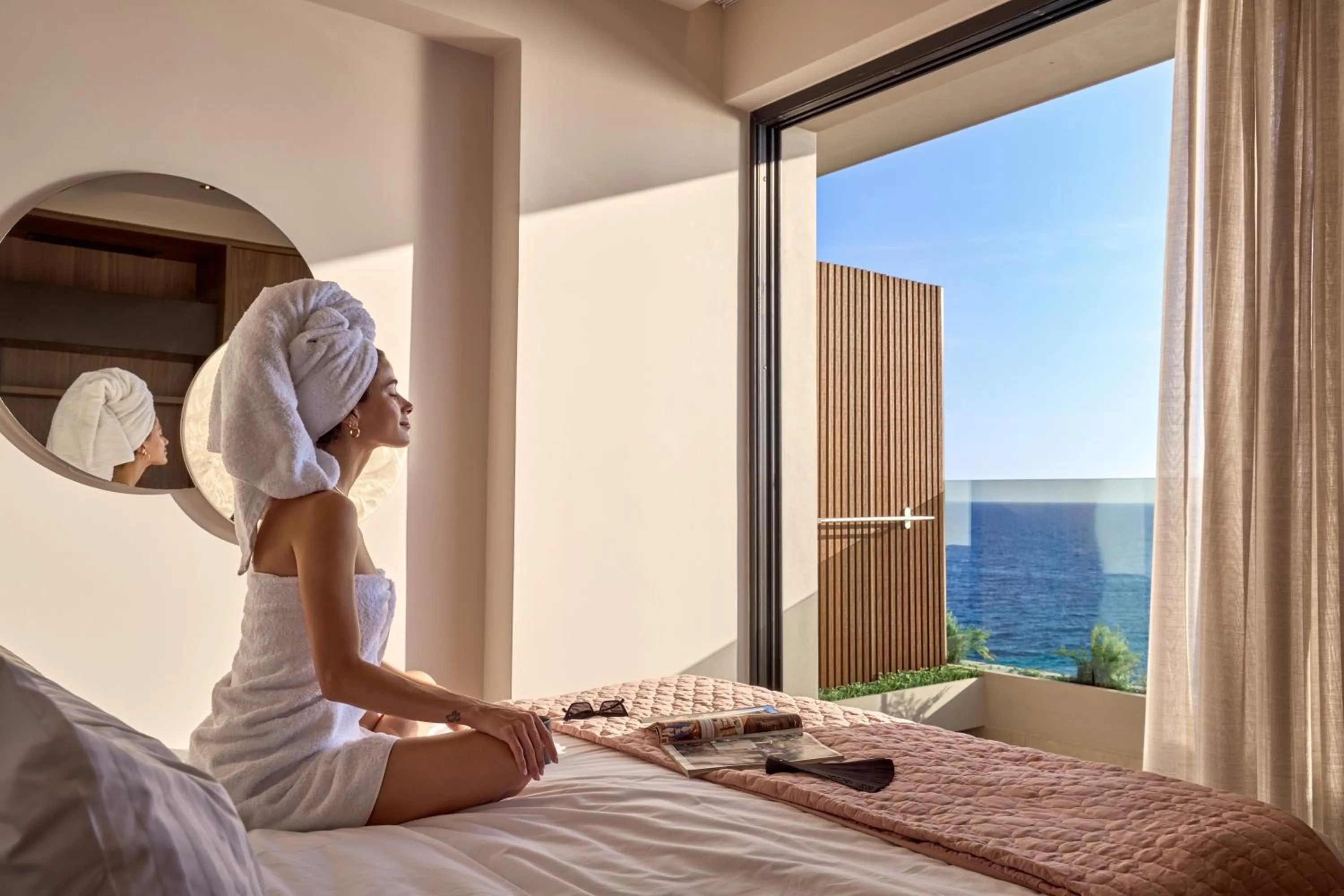 Bed in SEA ZANTE Luxury Beachfront Retreat